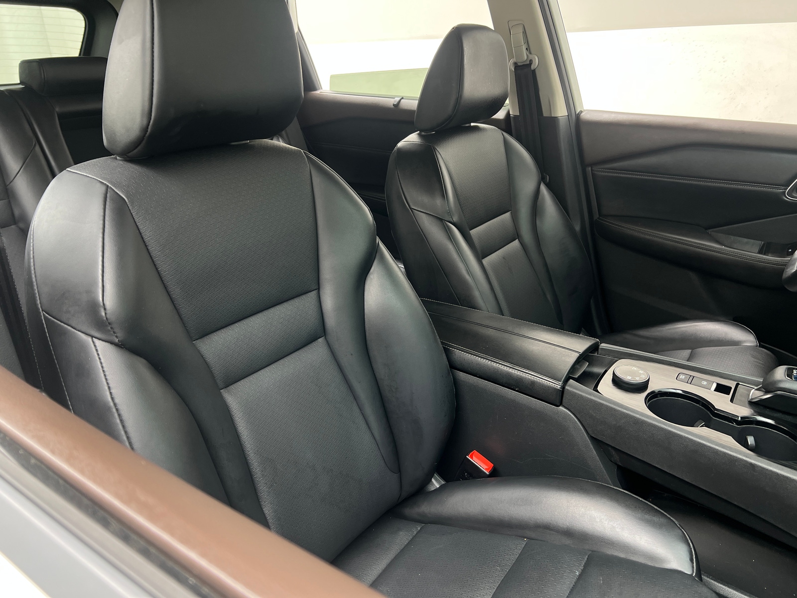 Thumbnail: 2021 Nissan Rogue - 2
