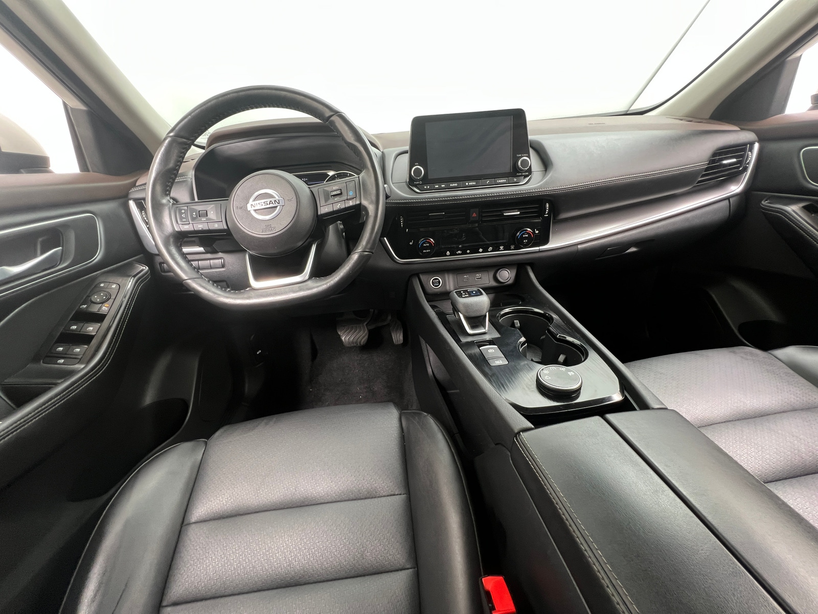 Thumbnail: 2021 Nissan Rogue - 3