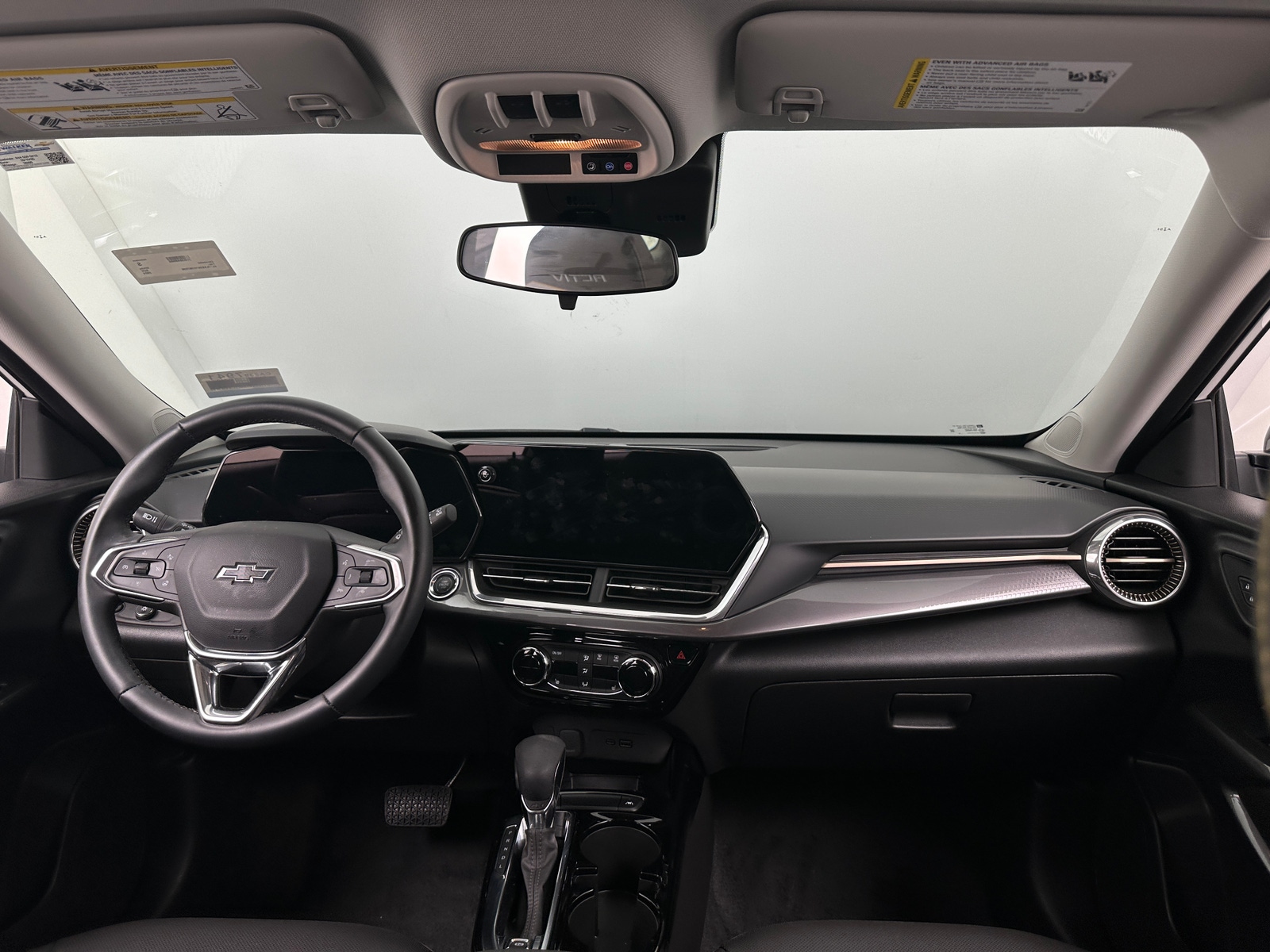 Thumbnail: 2024 Chevrolet Trax - 2