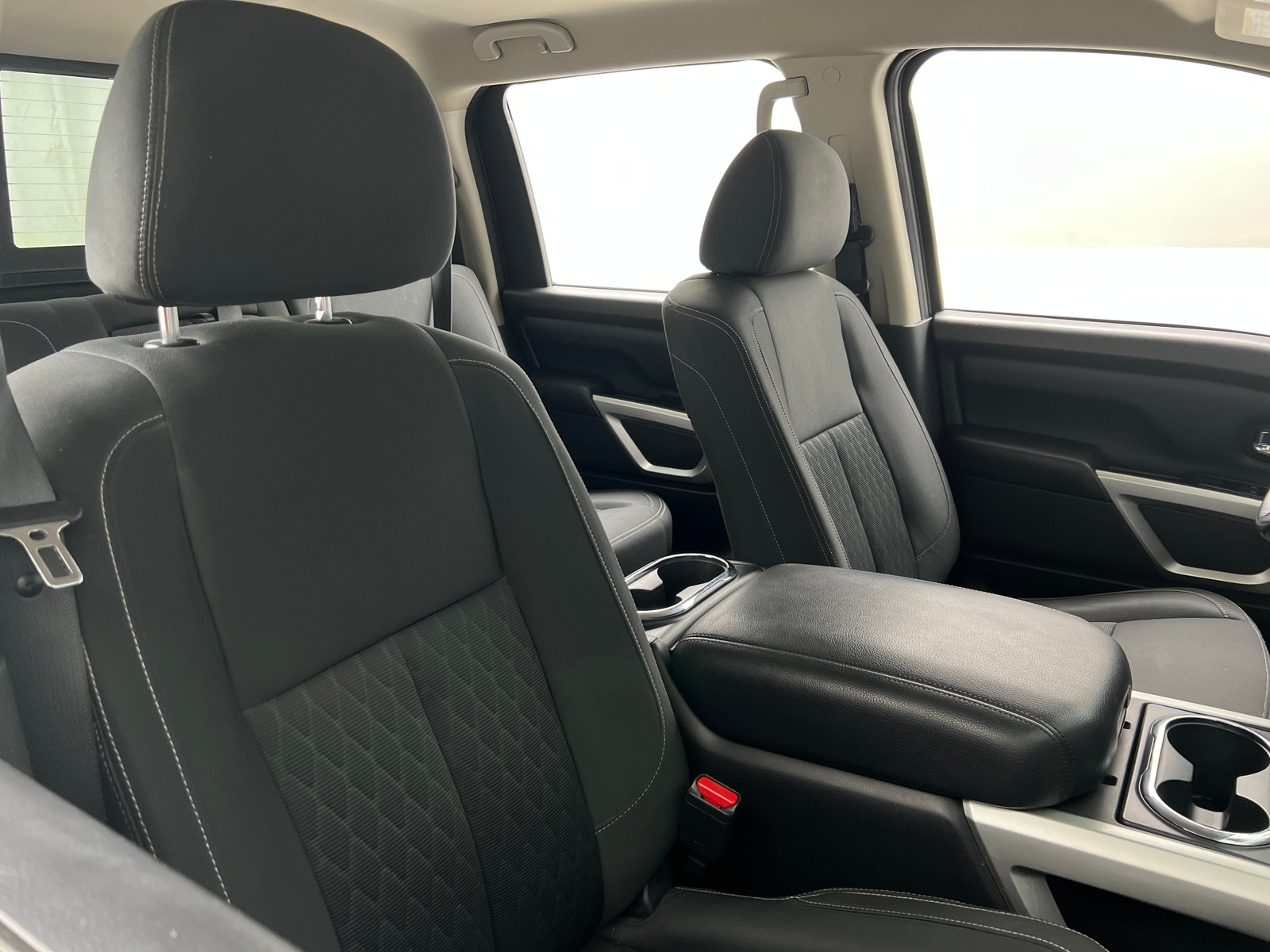Thumbnail: 2018 Nissan Titan - 2