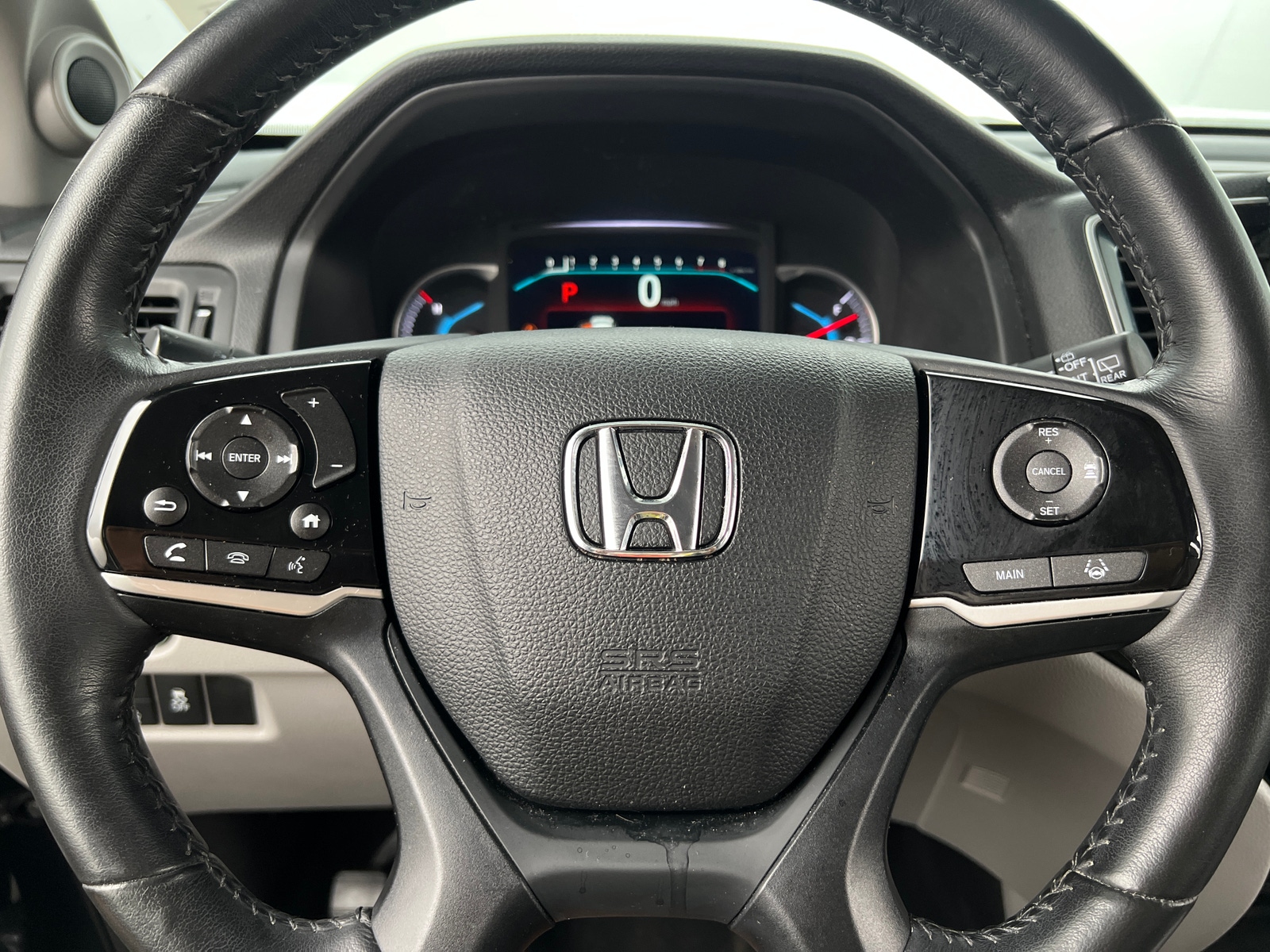 Thumbnail: 2019 Honda Pilot - 4