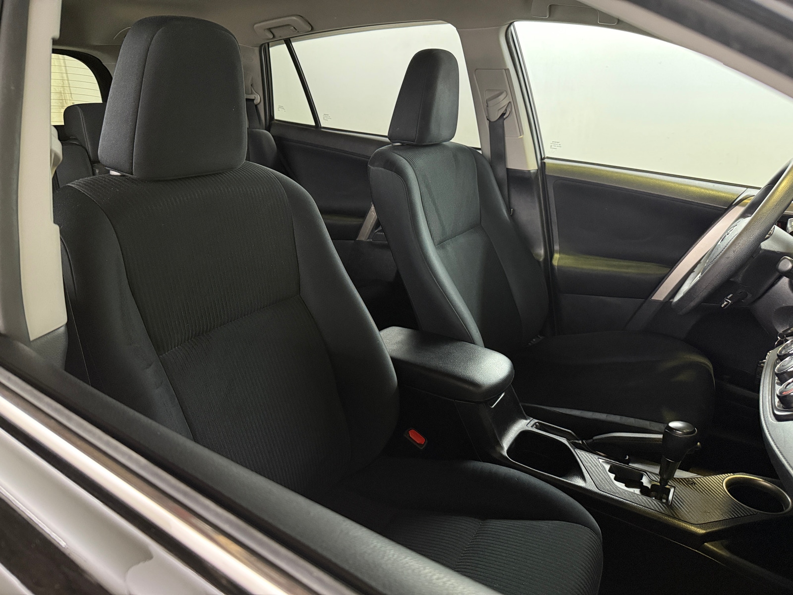 Thumbnail: 2015 Toyota RAV4 - 2