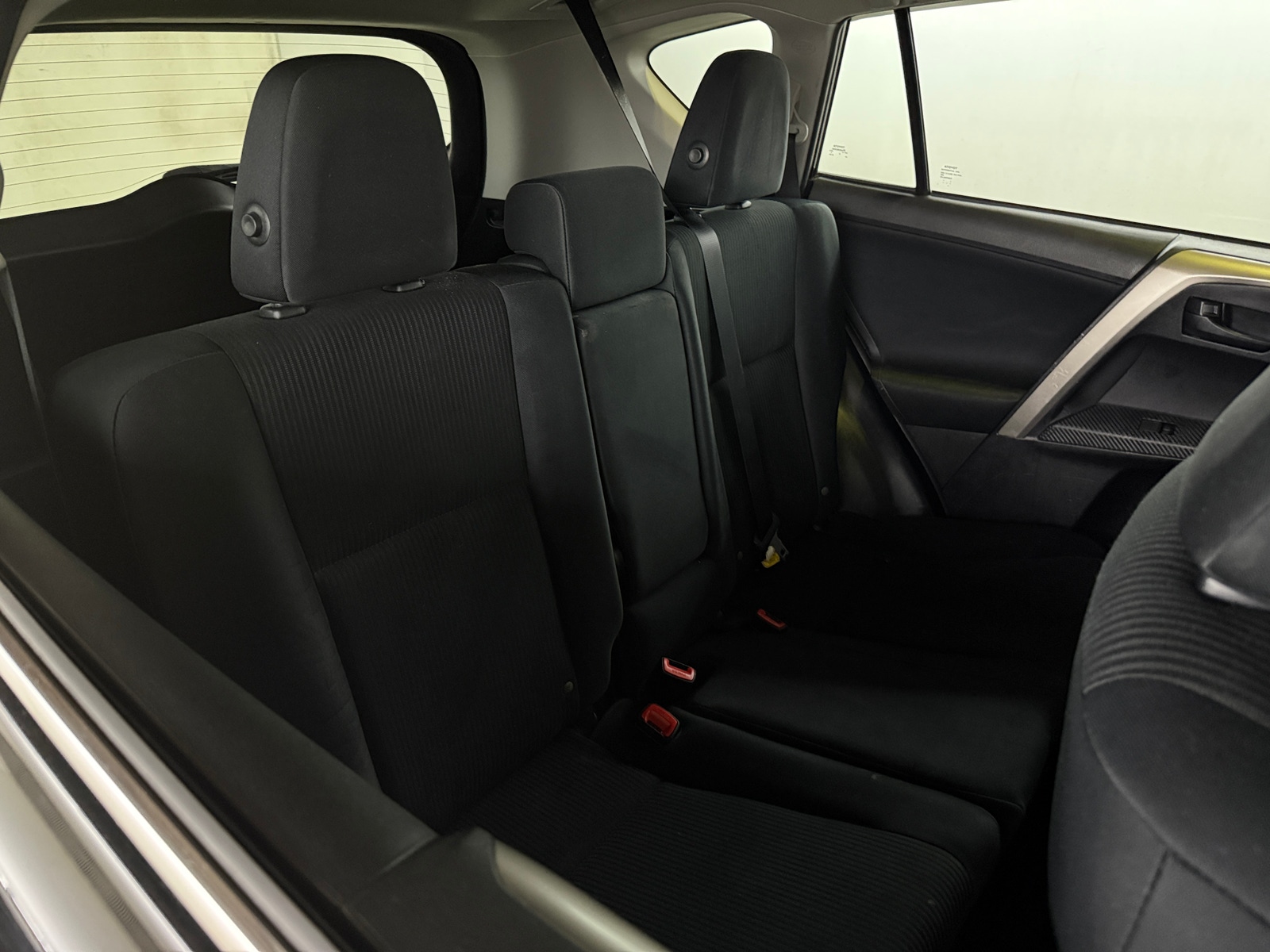 Thumbnail: 2015 Toyota RAV4 - 6