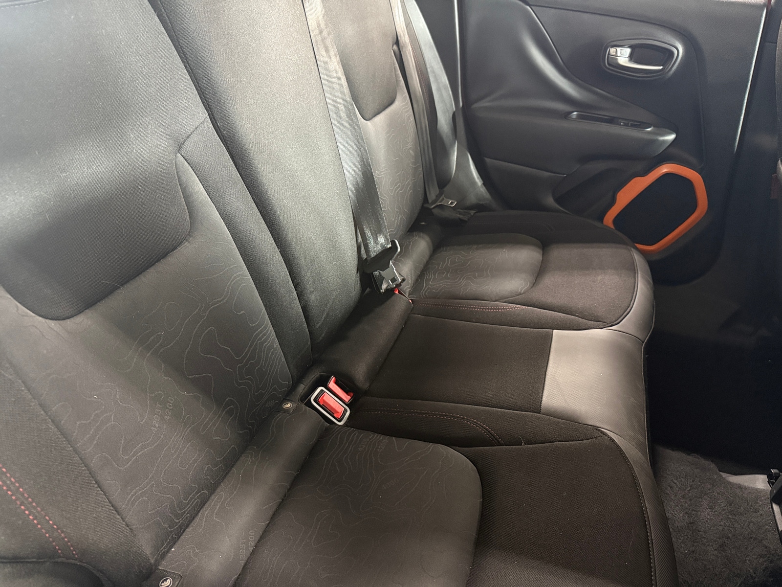 Thumbnail: 2016 Jeep Renegade - 6