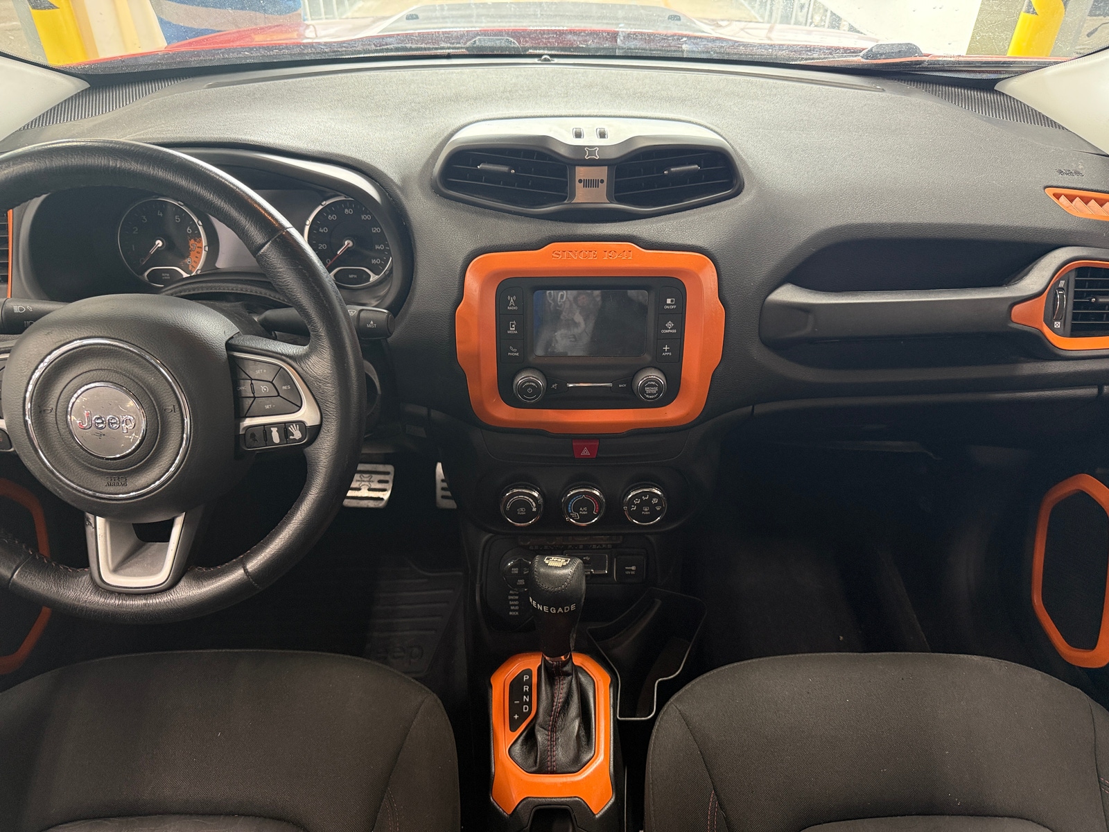 Thumbnail: 2016 Jeep Renegade - 3