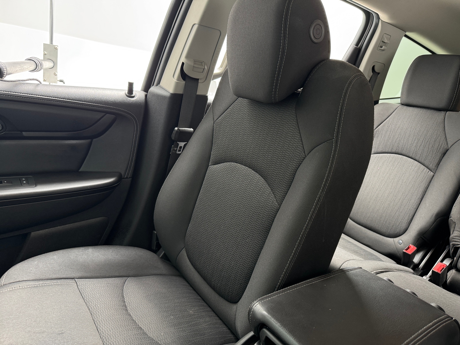Thumbnail: 2016 Chevrolet Traverse - 2