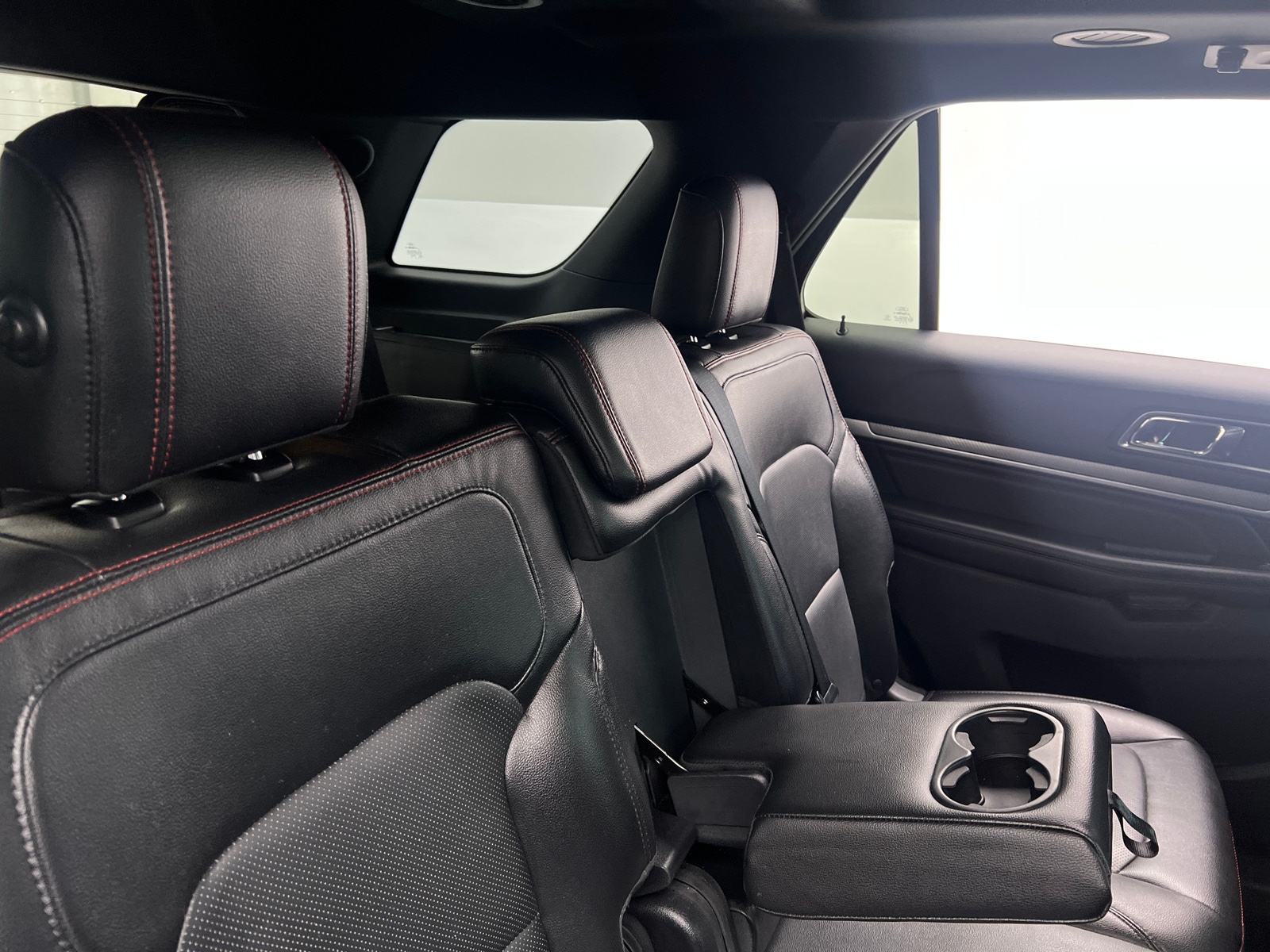 Thumbnail: 2016 Ford Explorer - 5