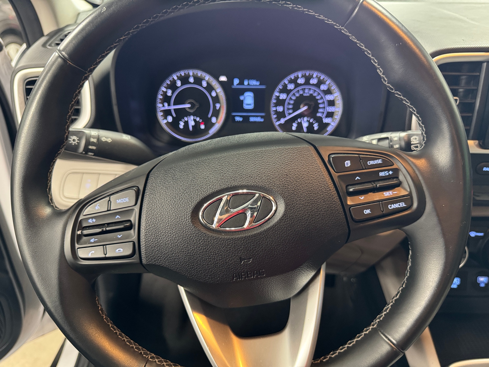 Thumbnail: 2021 Hyundai Venue - 5