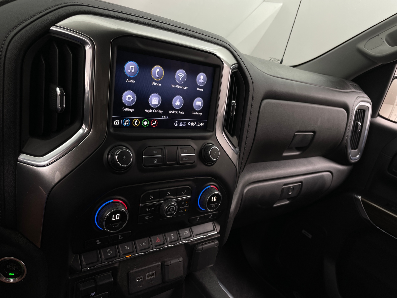 Thumbnail: 2020 Chevrolet Silverado 1500 - 4