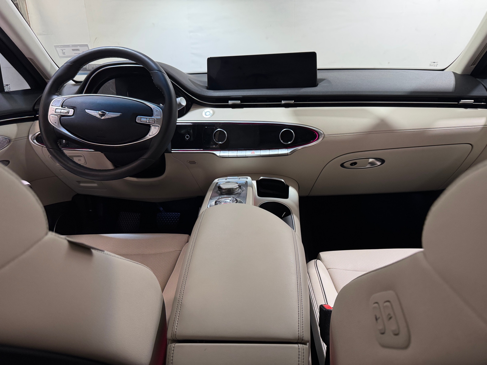 Thumbnail: 2024 Genesis GV70 - 2