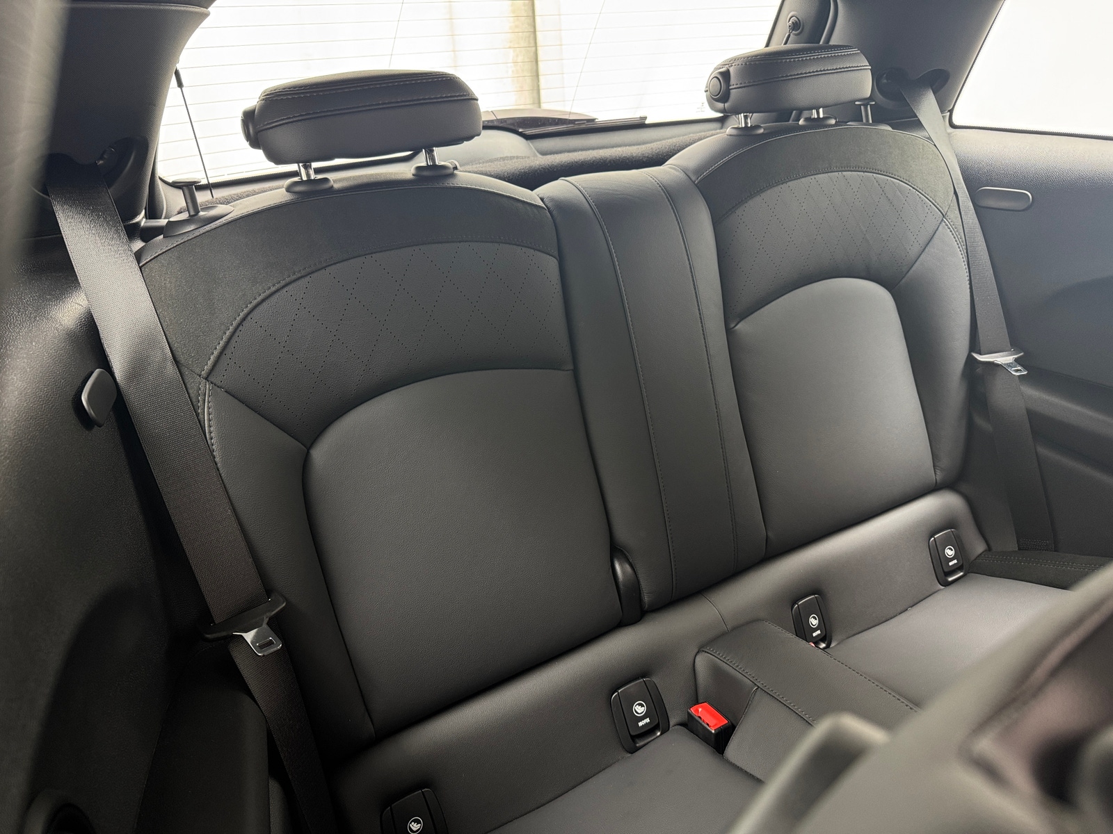 Thumbnail: 2023 MINI Cooper Hardtop - 5