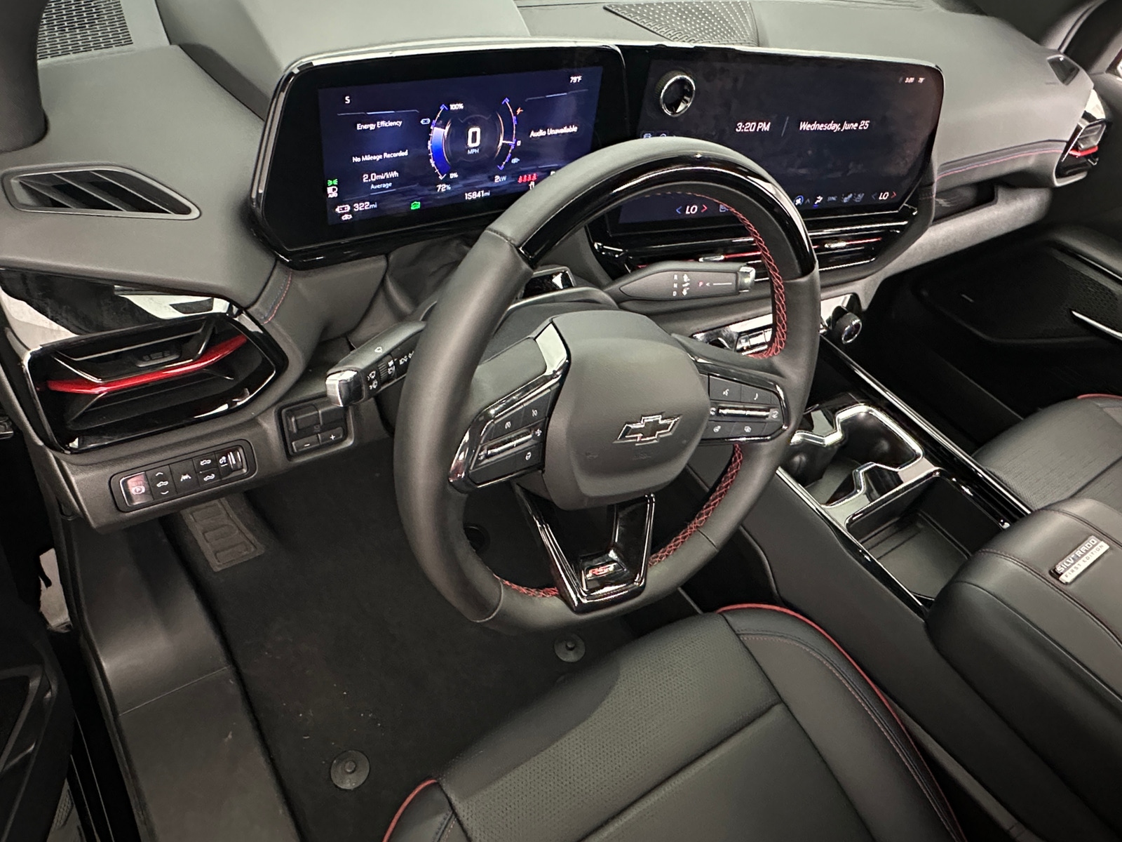 Thumbnail: 2024 Chevrolet Silverado EV - 2