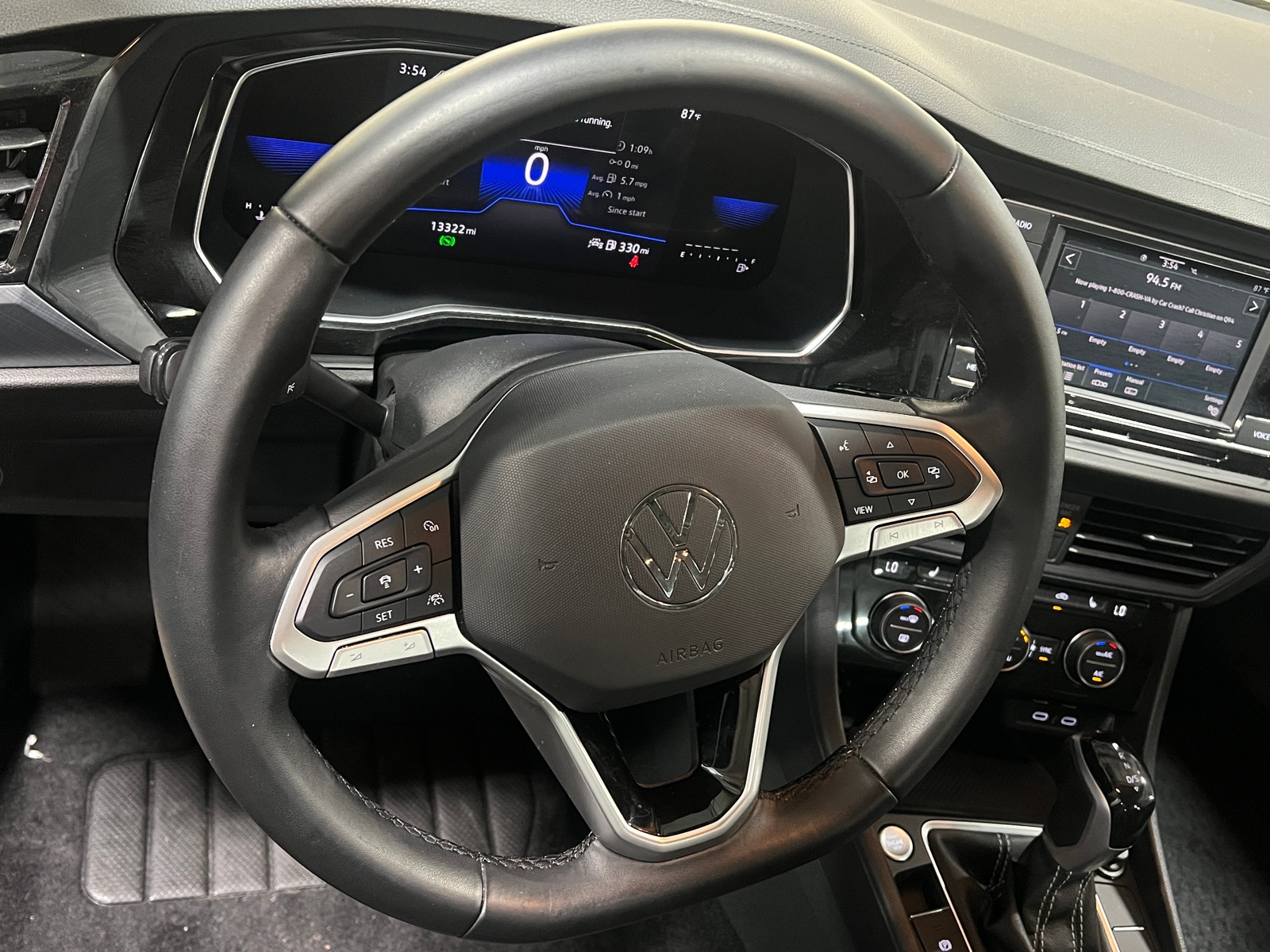 Thumbnail: 2023 Volkswagen Jetta - 4