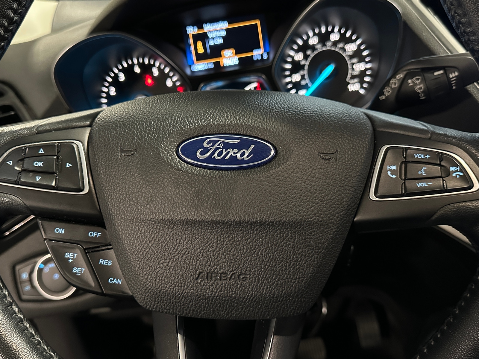 Thumbnail: 2019 Ford Escape - 4