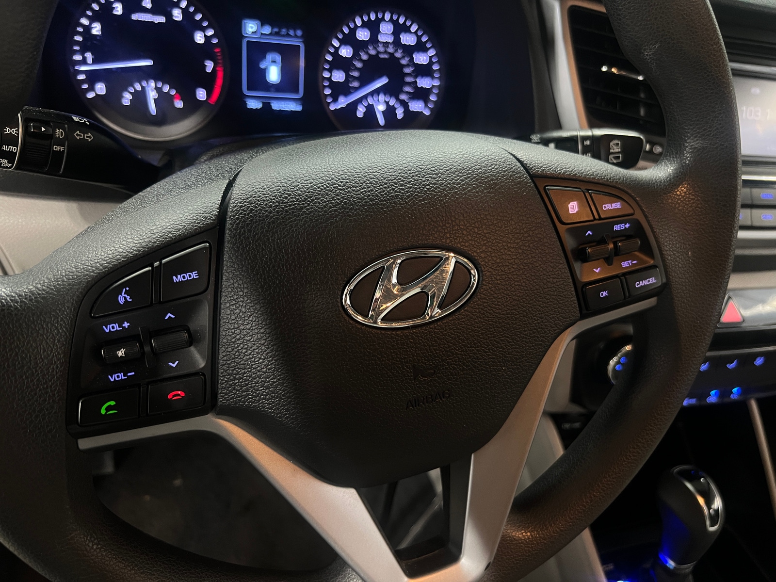 Thumbnail: 2016 Hyundai Tucson - 5