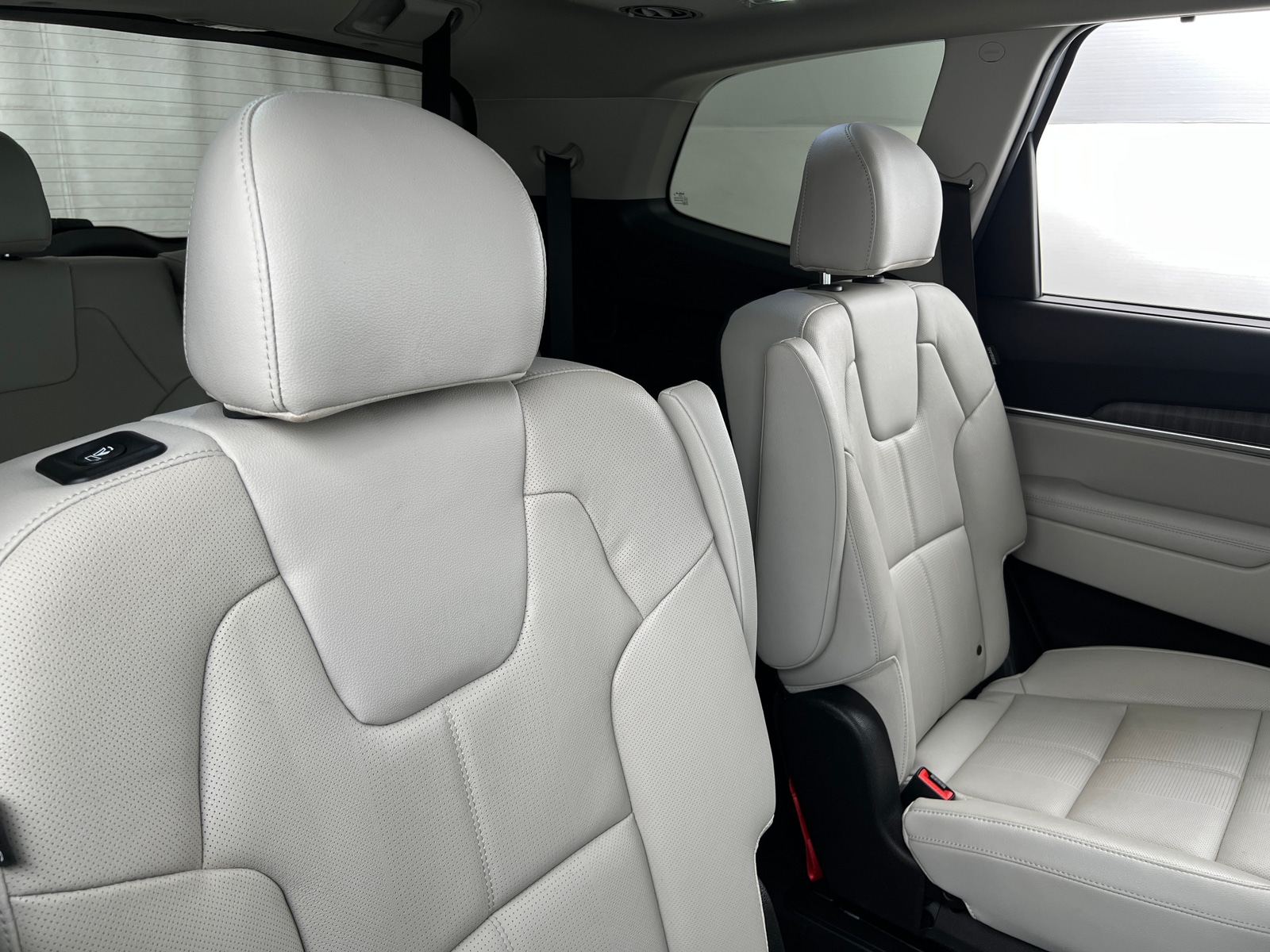 Thumbnail: 2023 Kia Telluride - 5