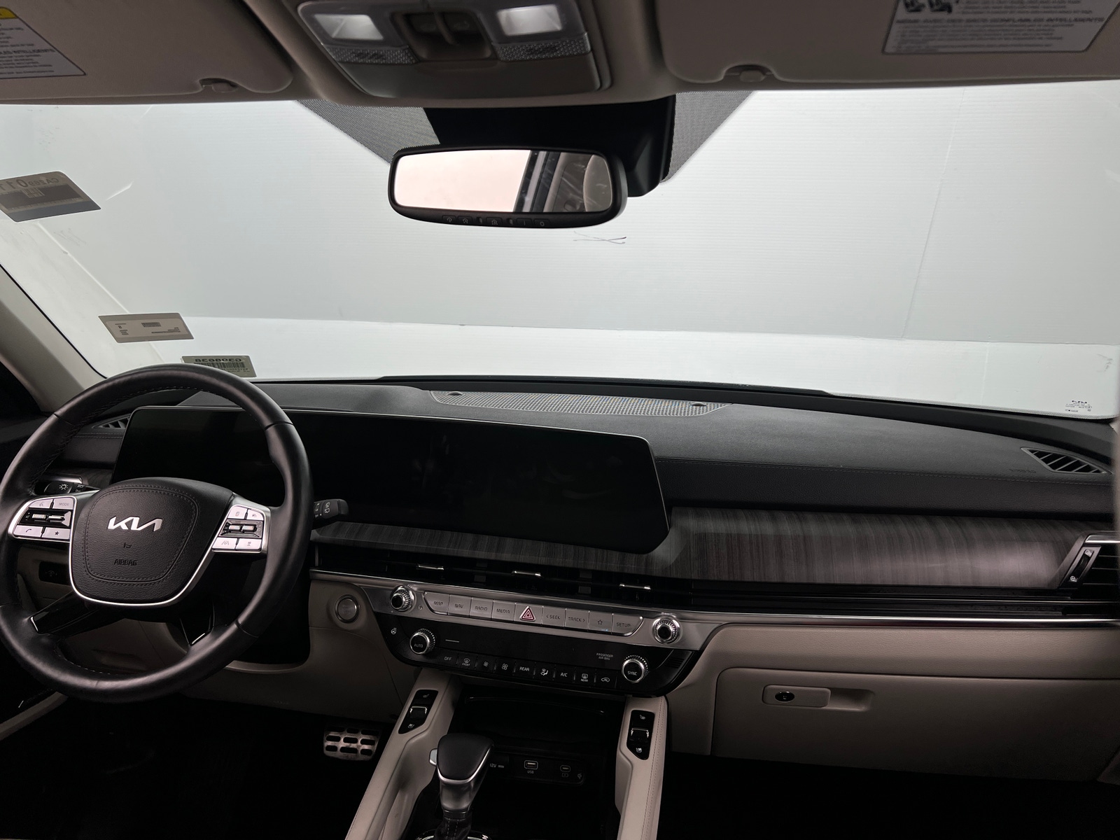 Thumbnail: 2023 Kia Telluride - 2