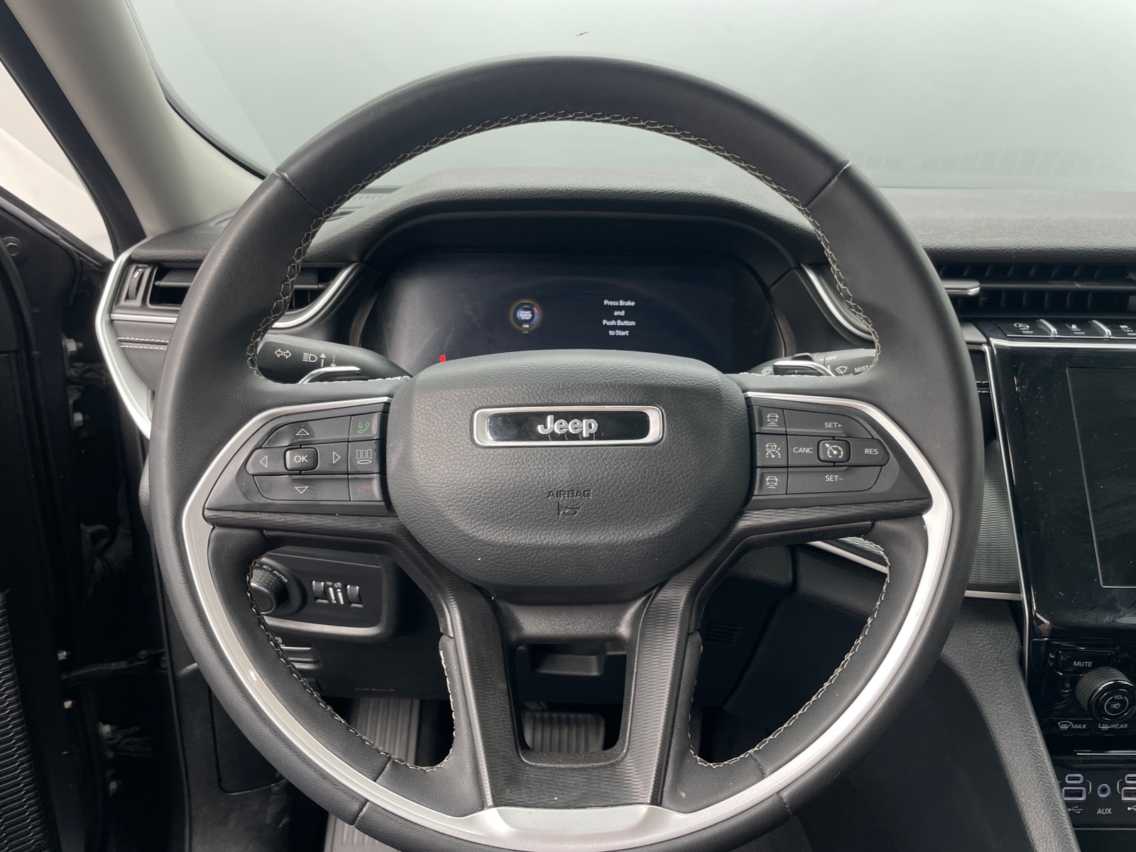 Thumbnail: 2023 Jeep Grand Cherokee L - 5
