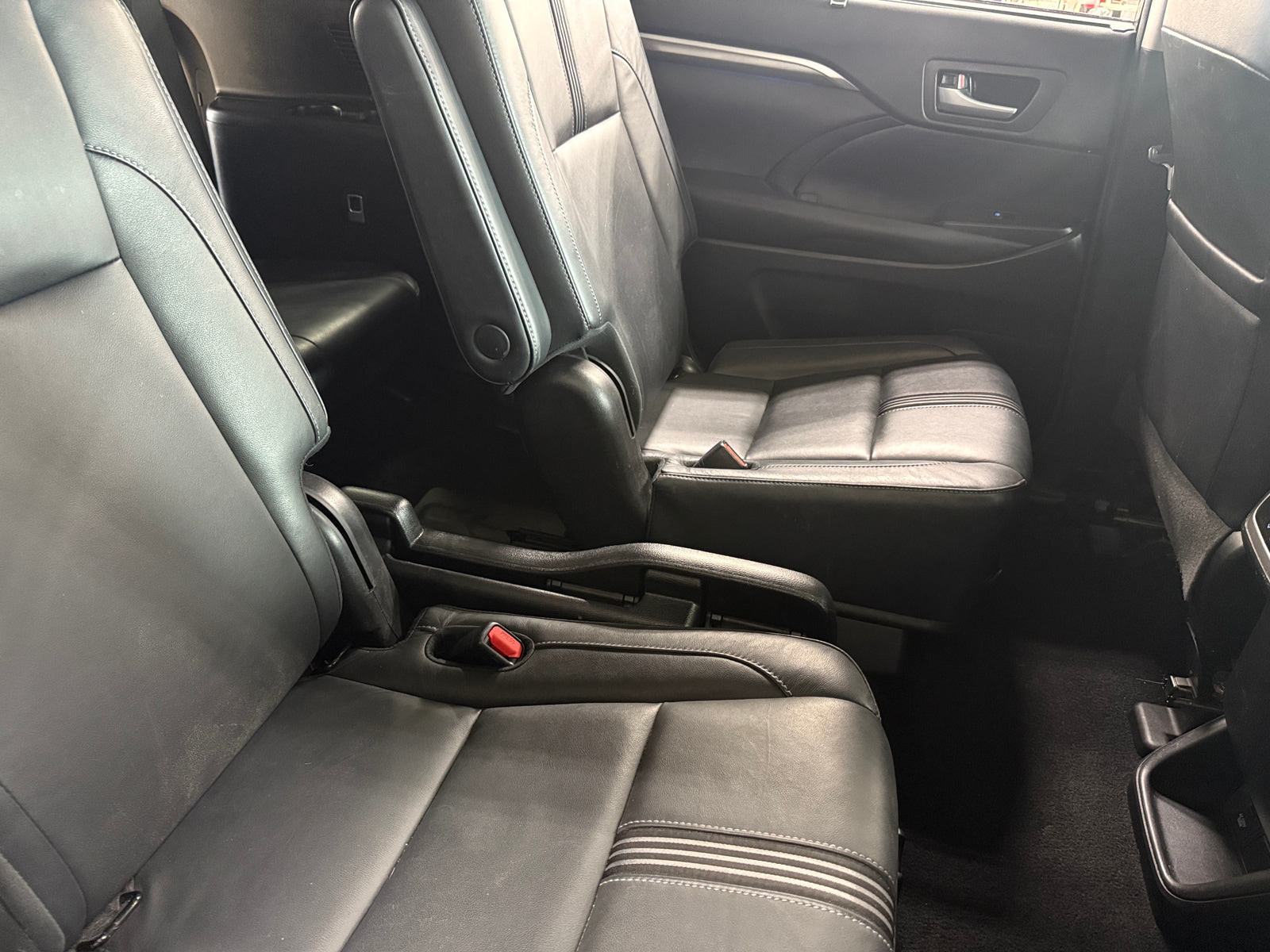 Thumbnail: 2018 Toyota Highlander - 5