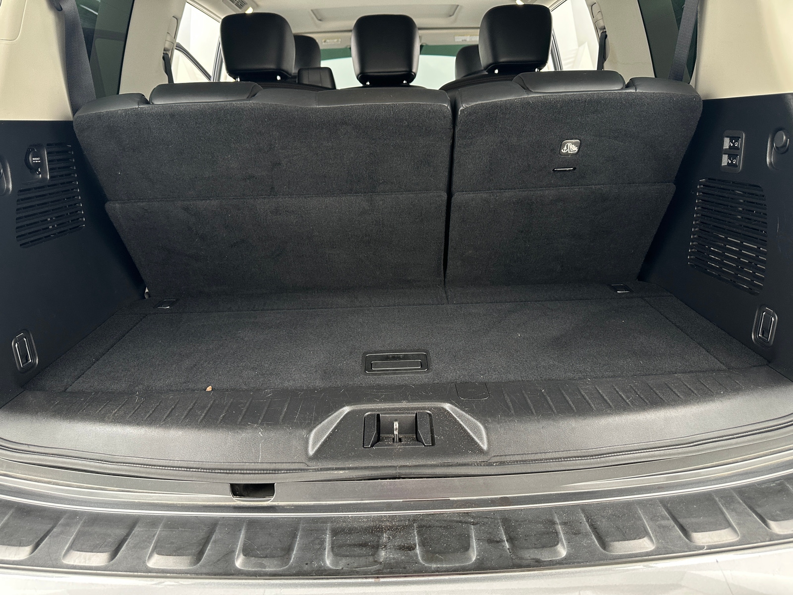 Thumbnail: 2019 Nissan Armada - 6