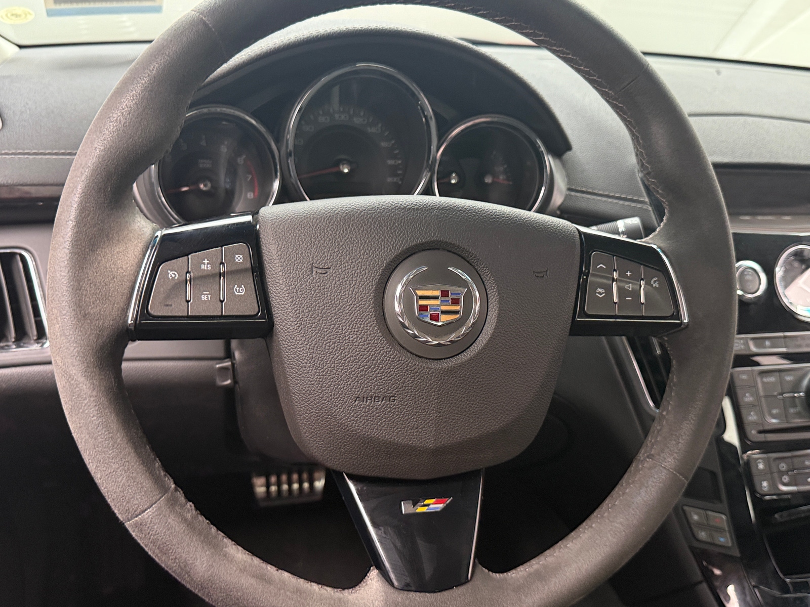 Thumbnail: 2011 Cadillac CTS - 4