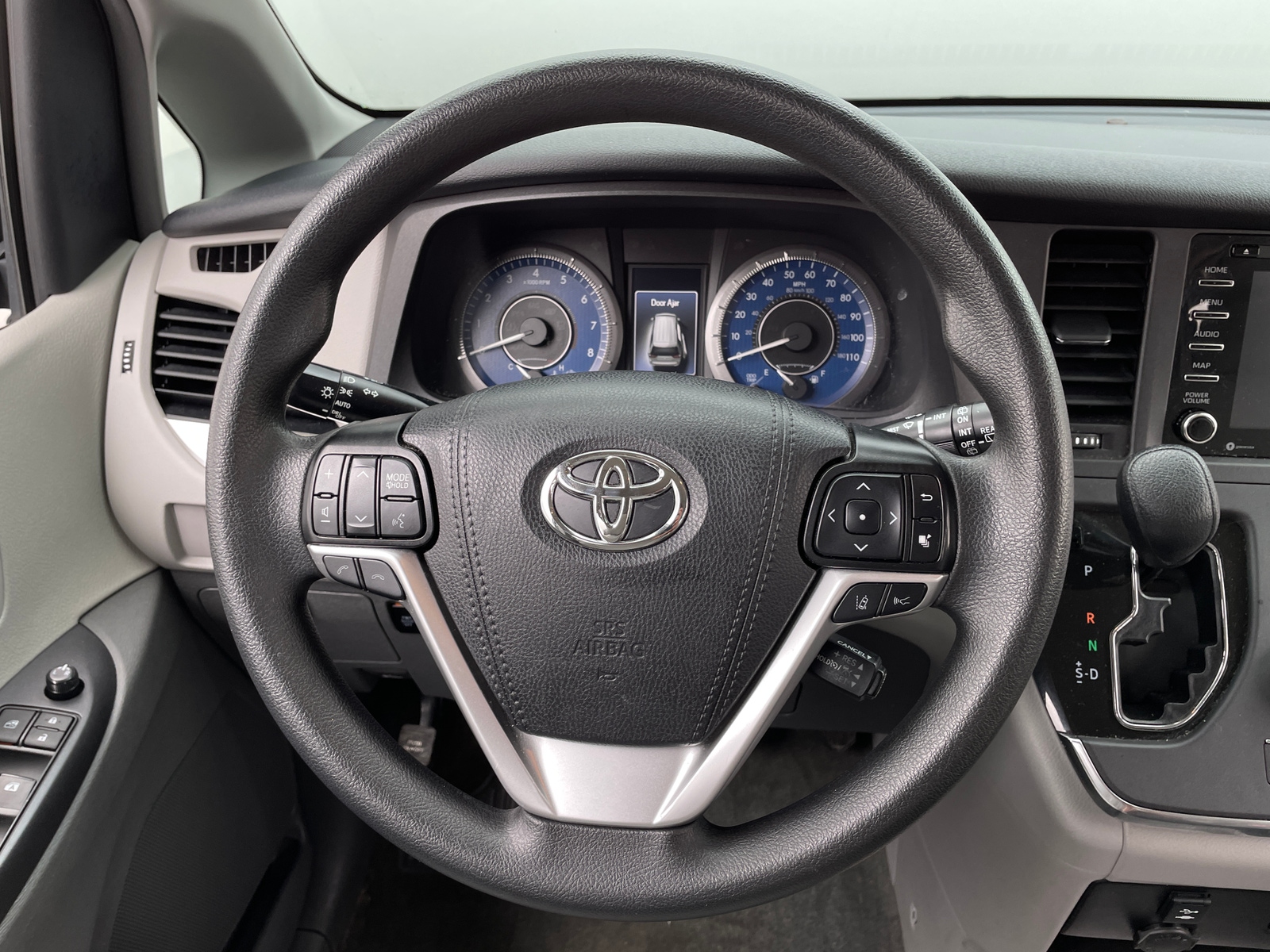 Thumbnail: 2019 Toyota Sienna - 5