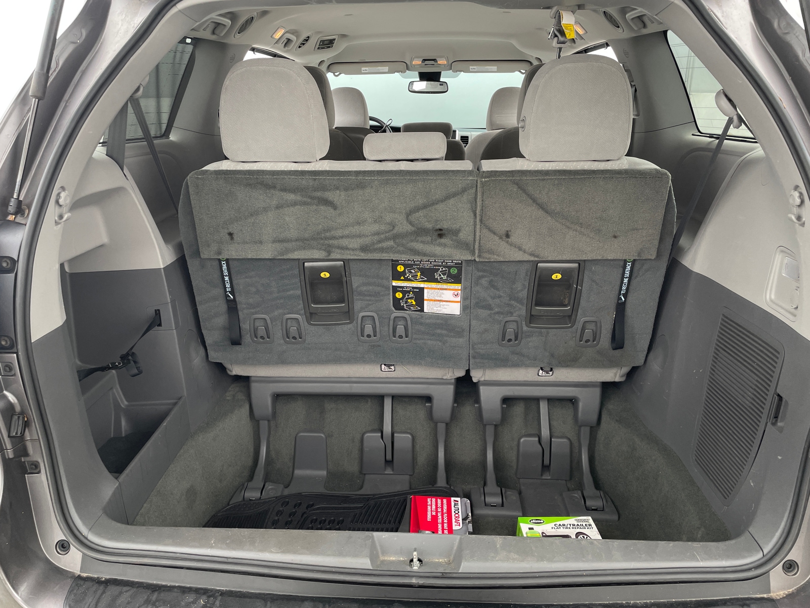 Thumbnail: 2019 Toyota Sienna - 7