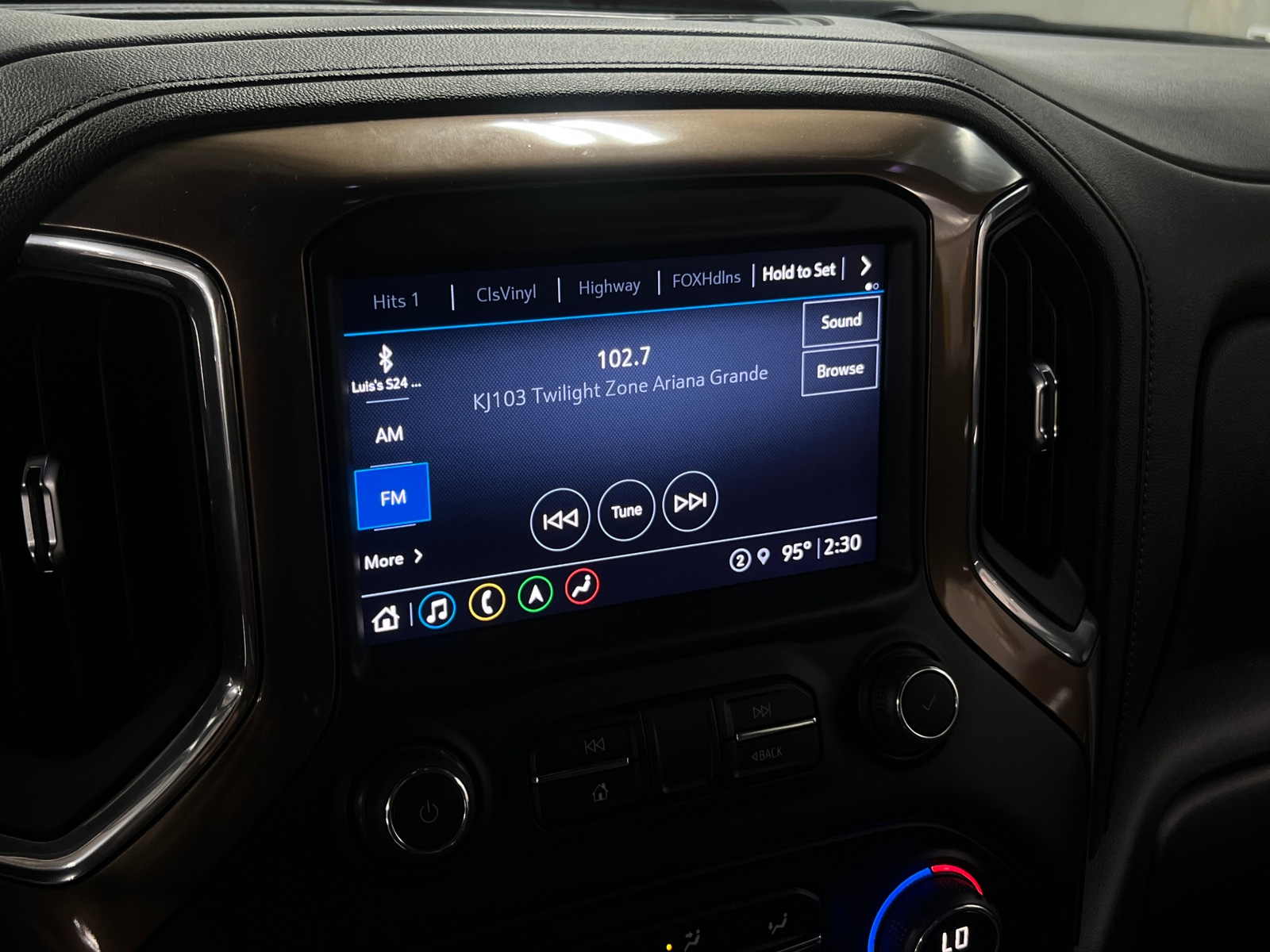 Thumbnail: 2022 Chevrolet Silverado 2500 - 3