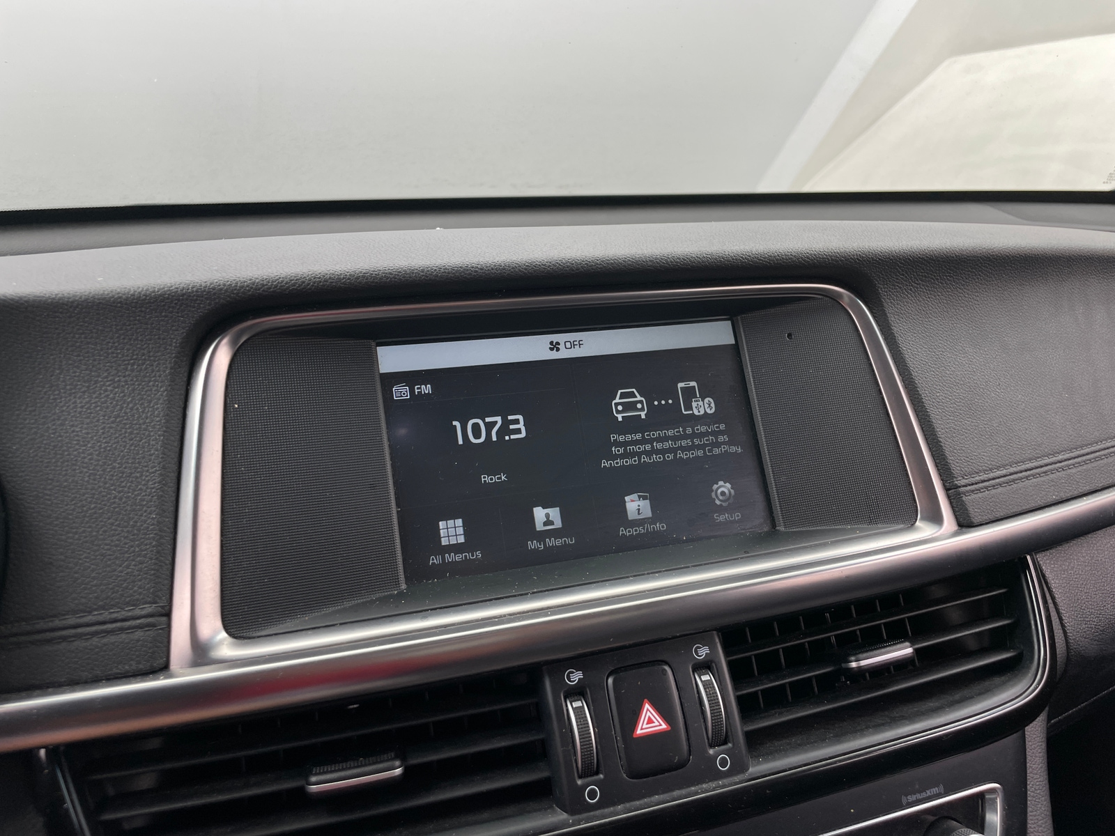 Thumbnail: 2018 Kia Optima - 3