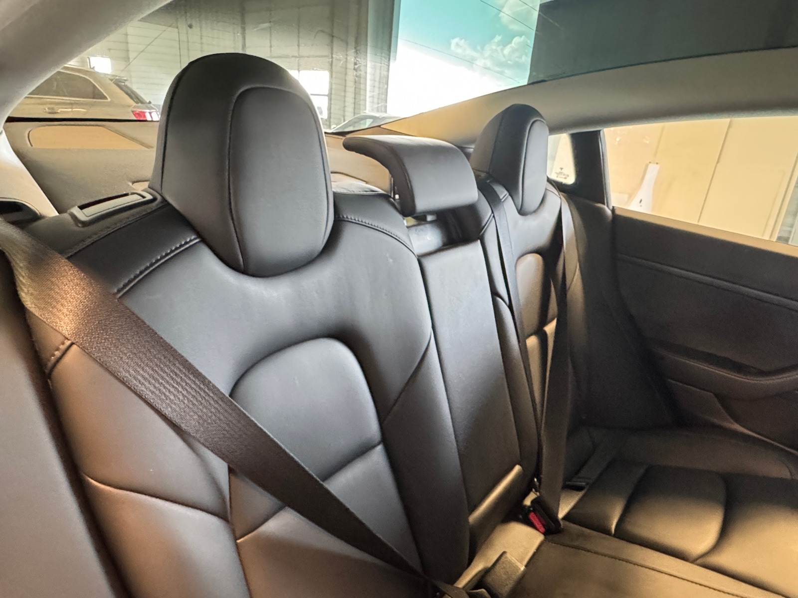 Thumbnail: 2022 Tesla Model 3 - 4