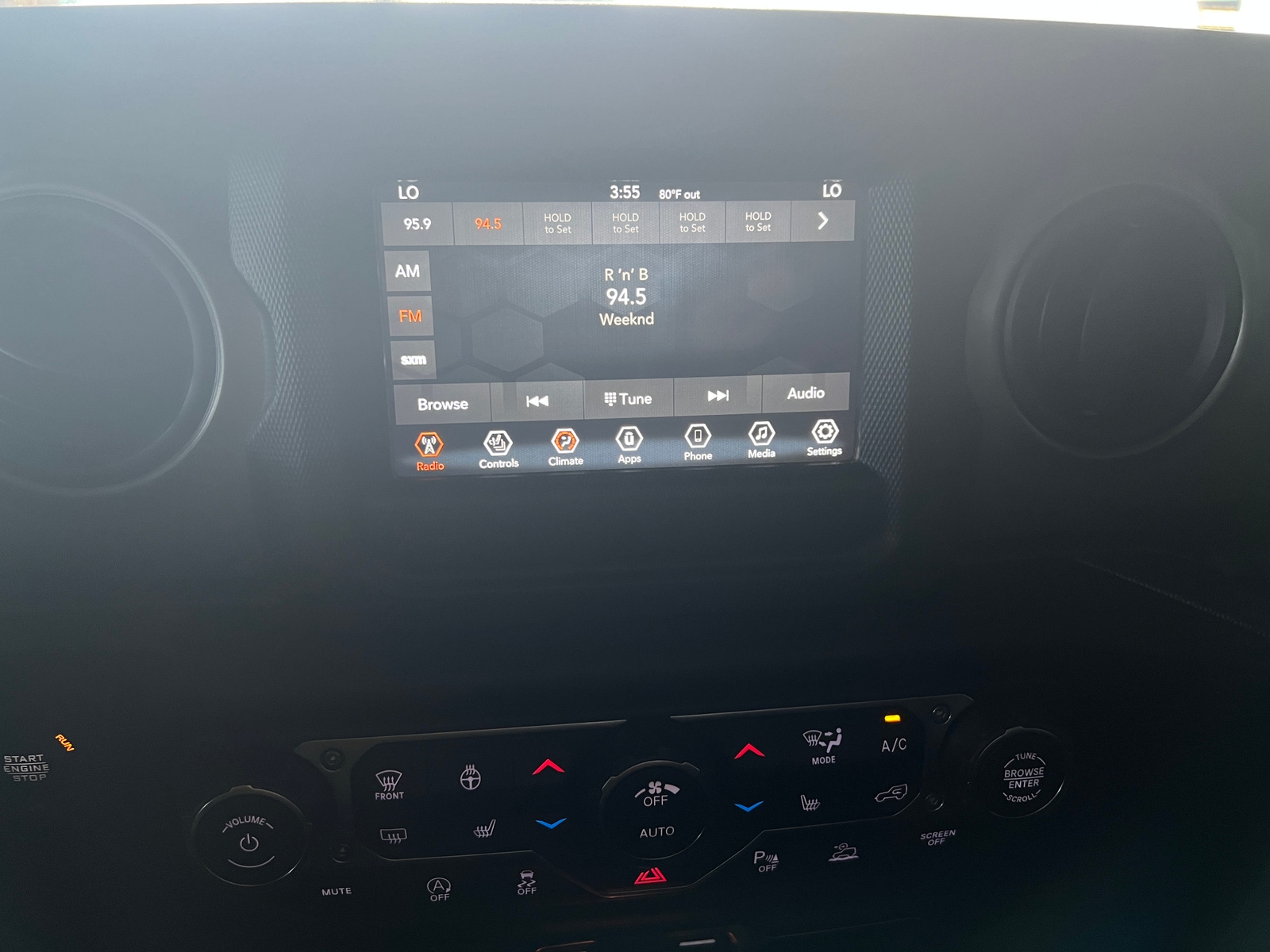 Thumbnail: 2021 Jeep Gladiator - 4