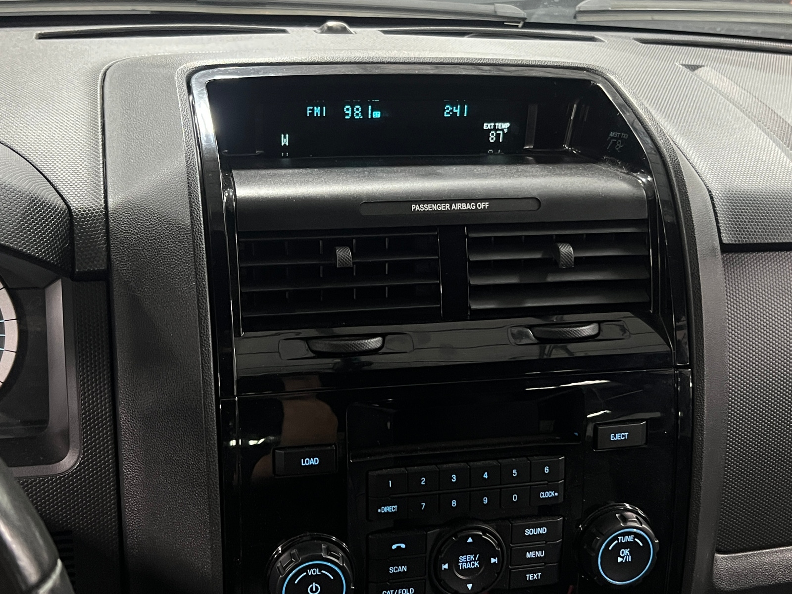 Thumbnail: 2012 Ford Escape - 3