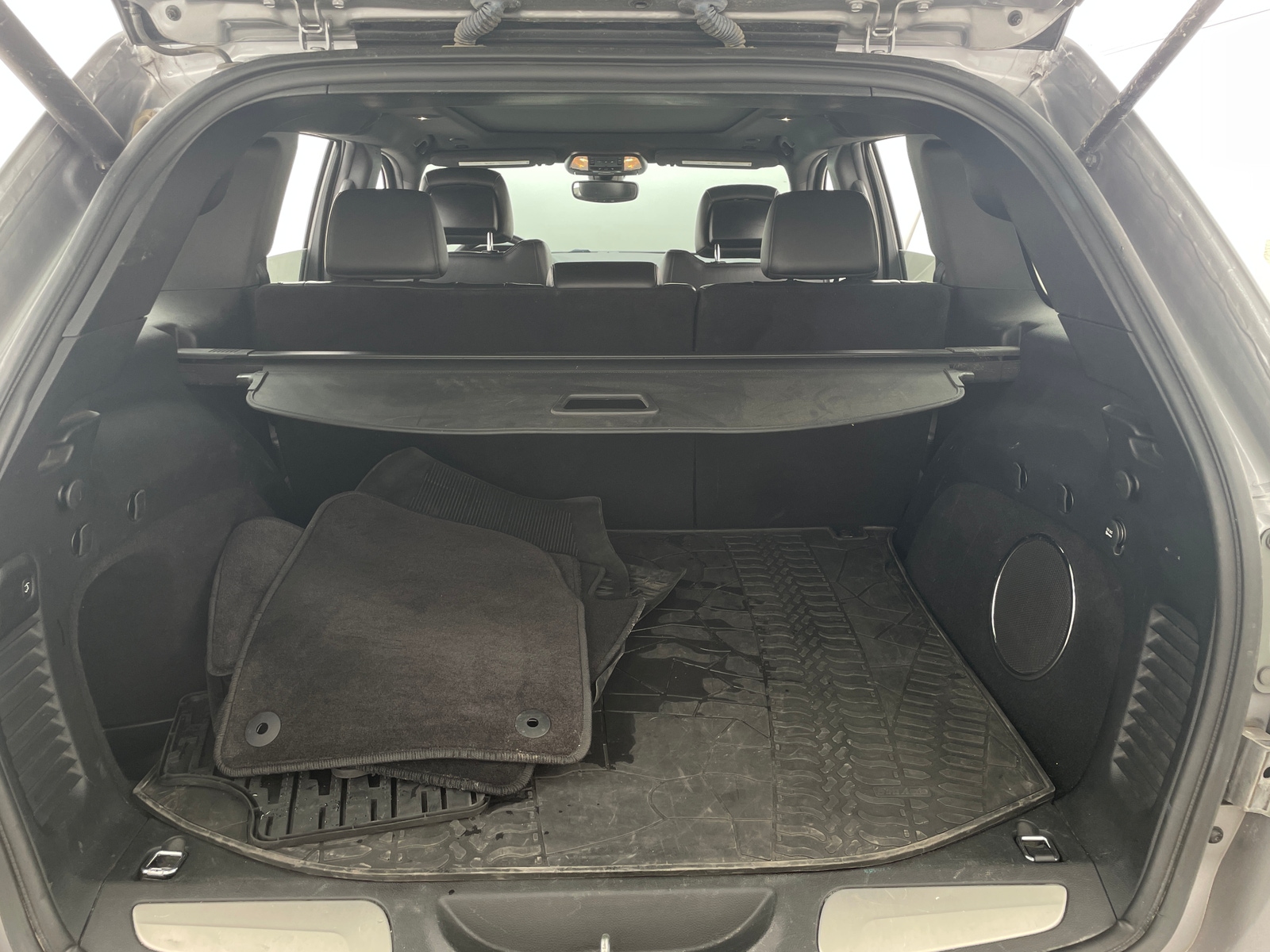 Thumbnail: 2018 Jeep Grand Cherokee - 6