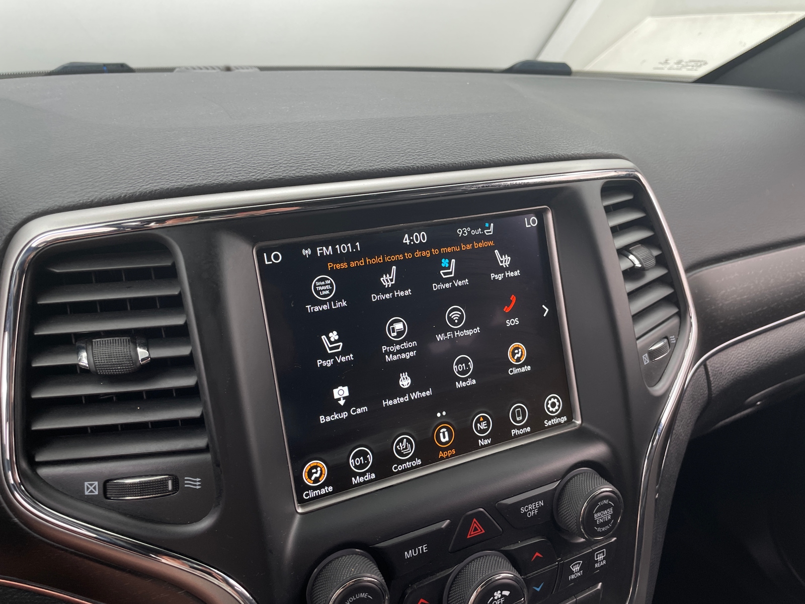 Thumbnail: 2018 Jeep Grand Cherokee - 3