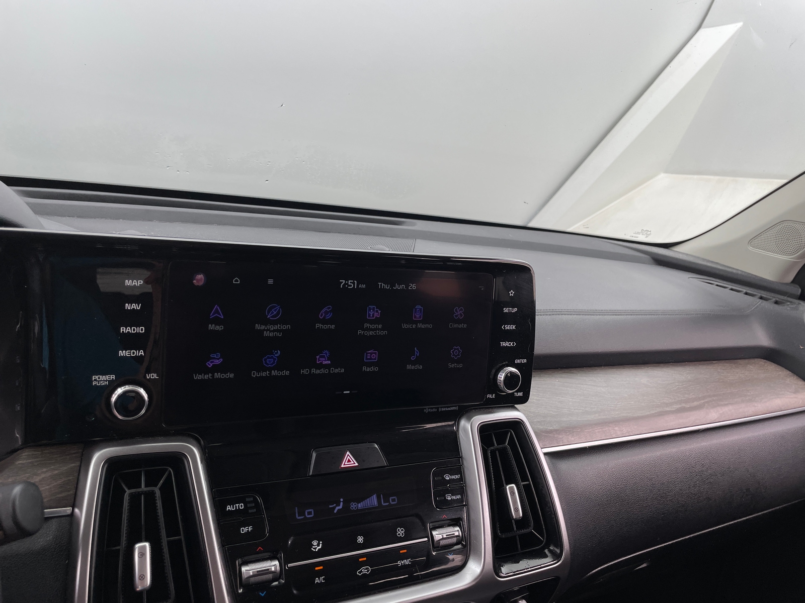 Thumbnail: 2023 Kia Sorento - 3