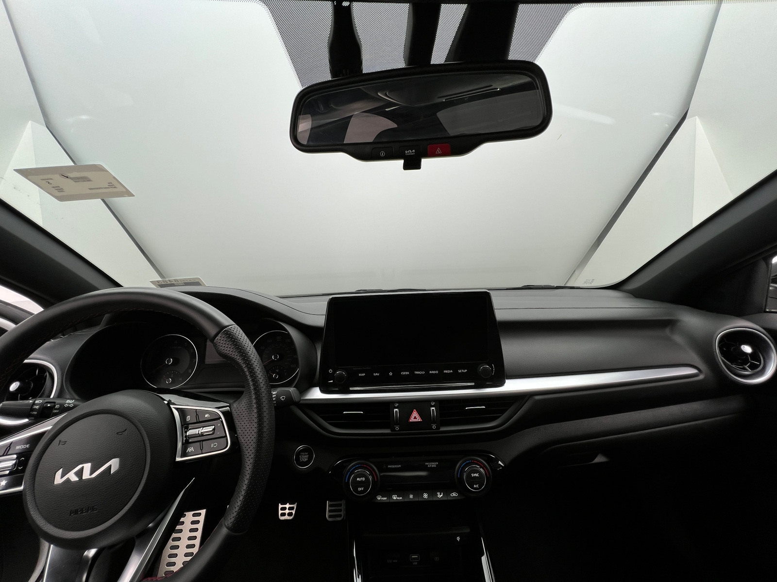 Thumbnail: 2023 Kia Forte - 2
