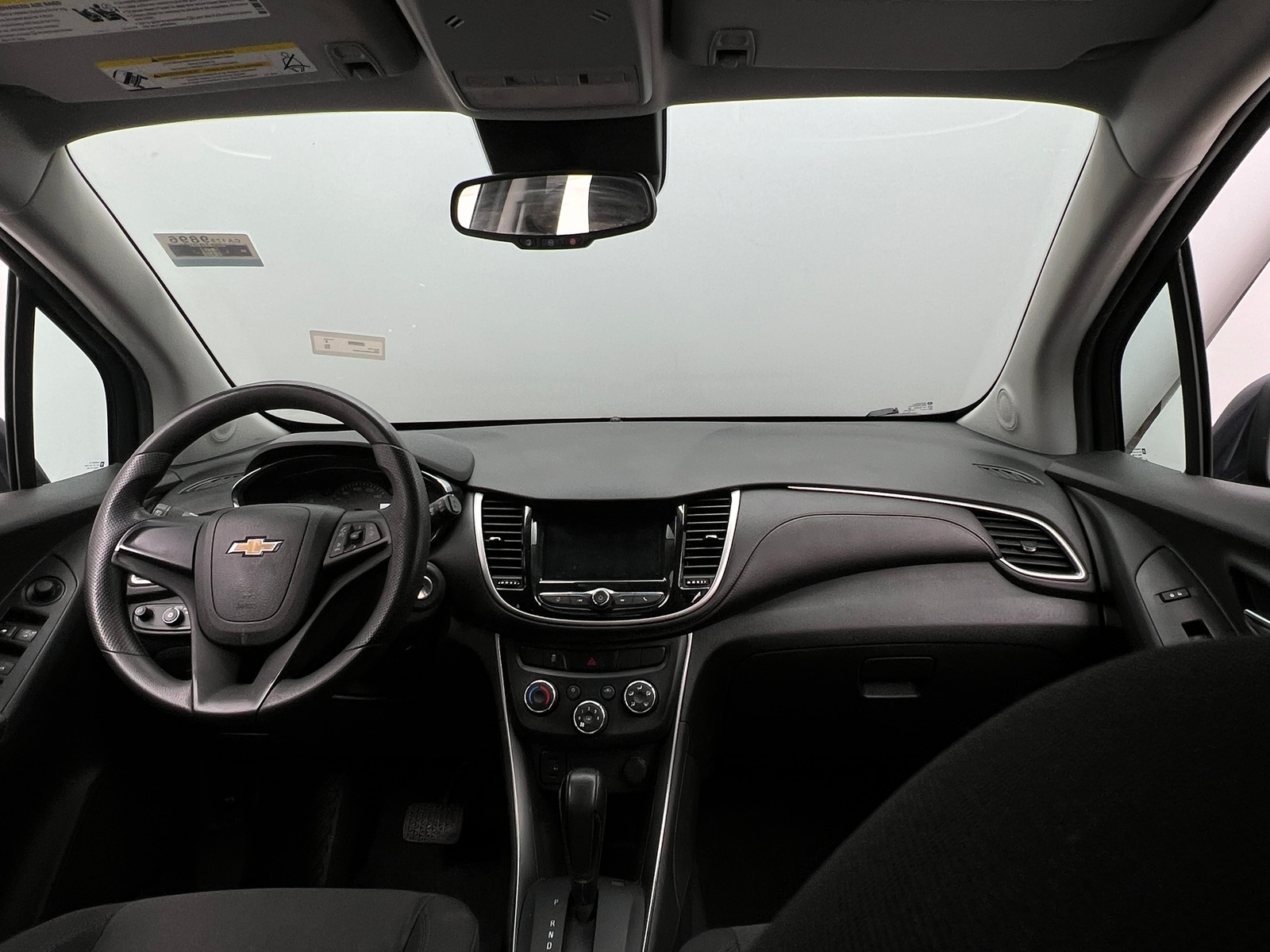 Thumbnail: 2018 Chevrolet Trax - 3