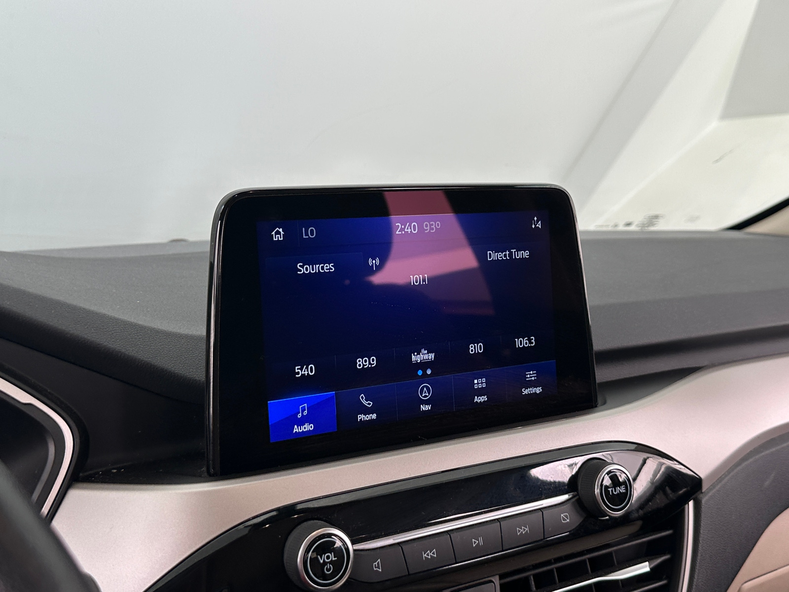 Thumbnail: 2020 Ford Escape - 3