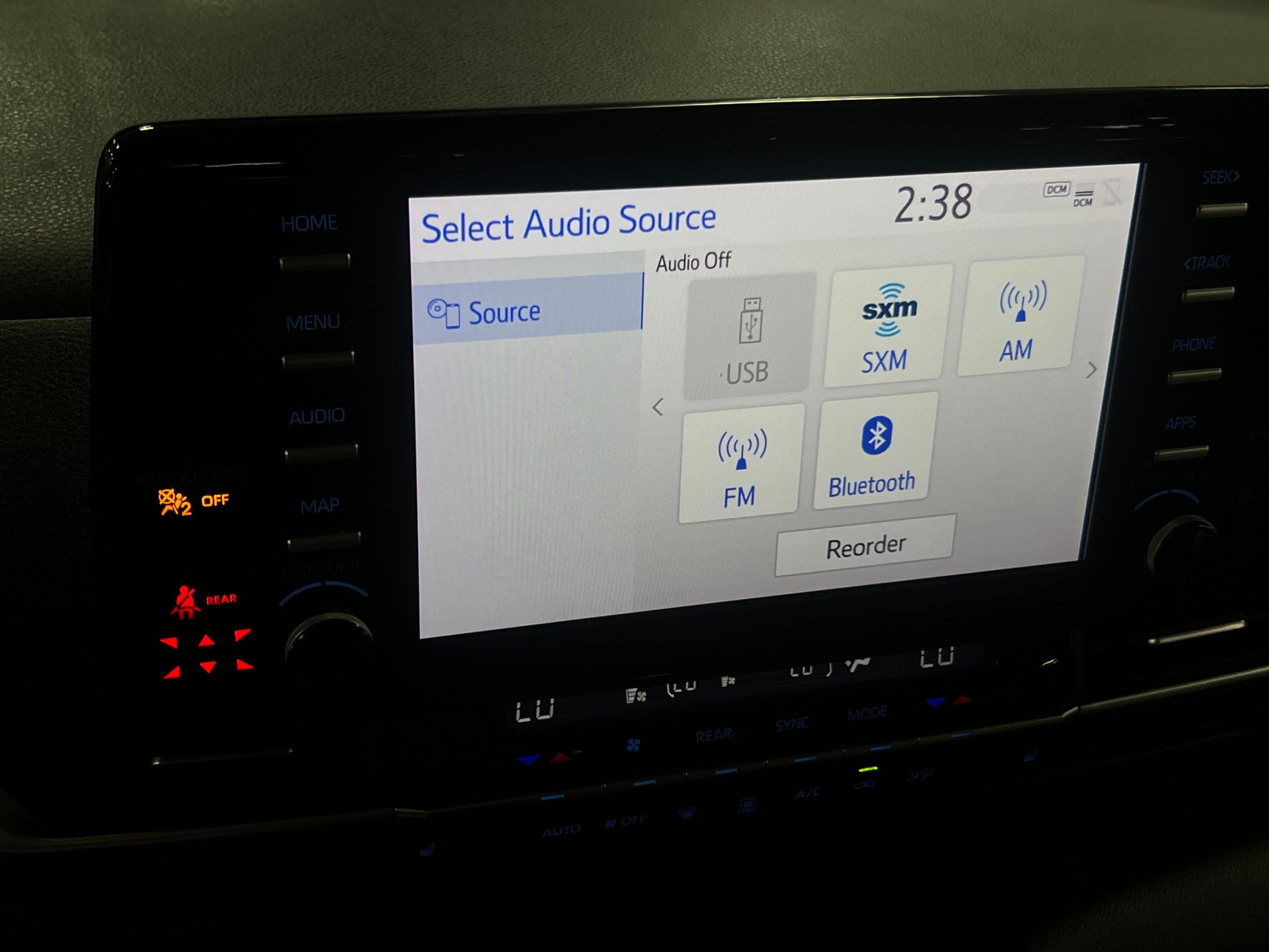 Thumbnail: 2022 Toyota Sienna - 3