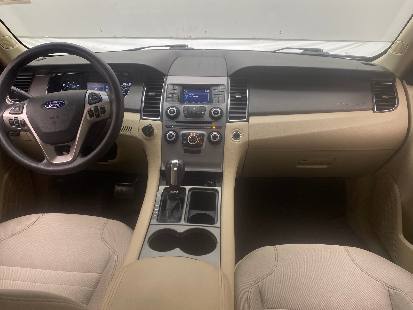 Thumbnail: 2018 Ford Taurus - 3