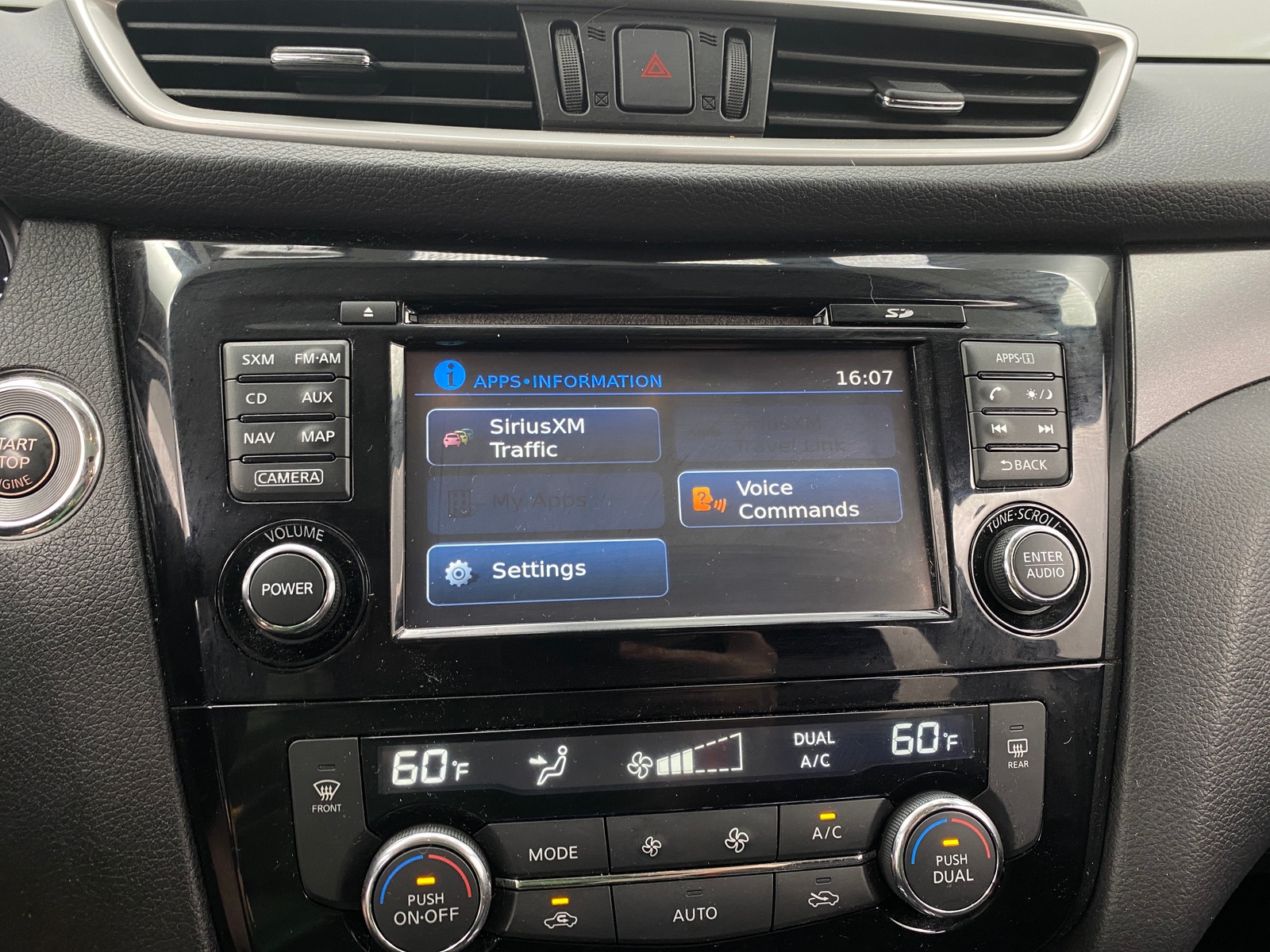 Thumbnail: 2016 Nissan Rogue - 4
