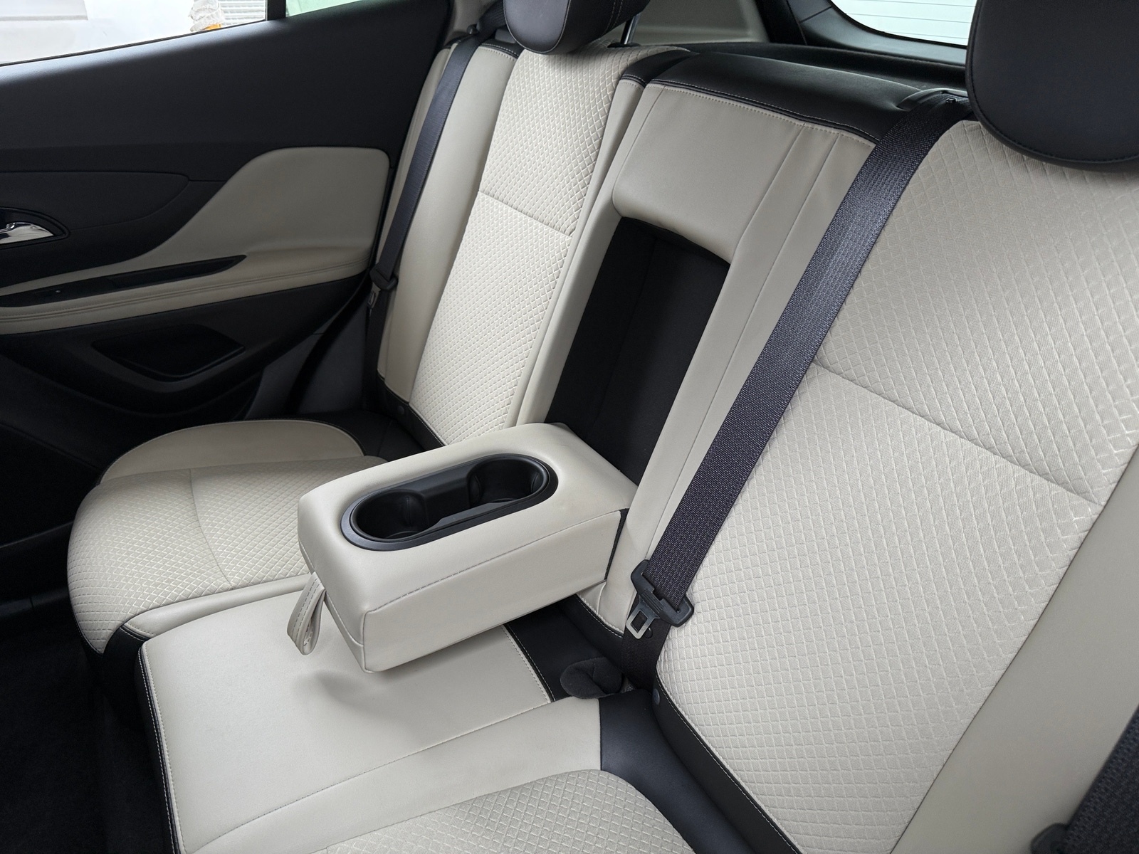 Thumbnail: 2017 Buick Encore - 6