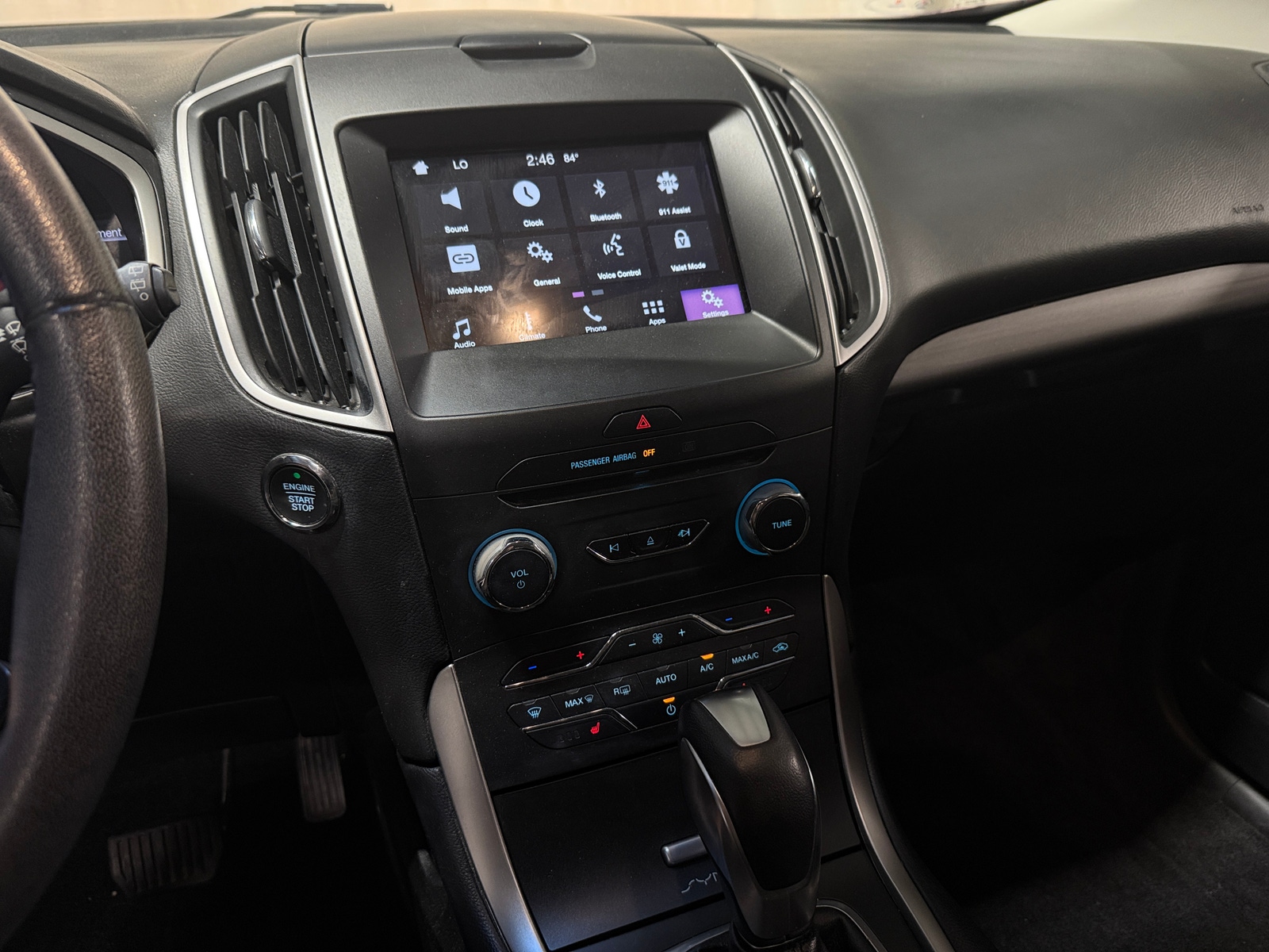 Thumbnail: 2016 Ford Edge - 4