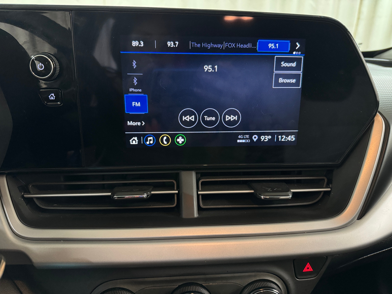 Thumbnail: 2024 Chevrolet Trax - 4