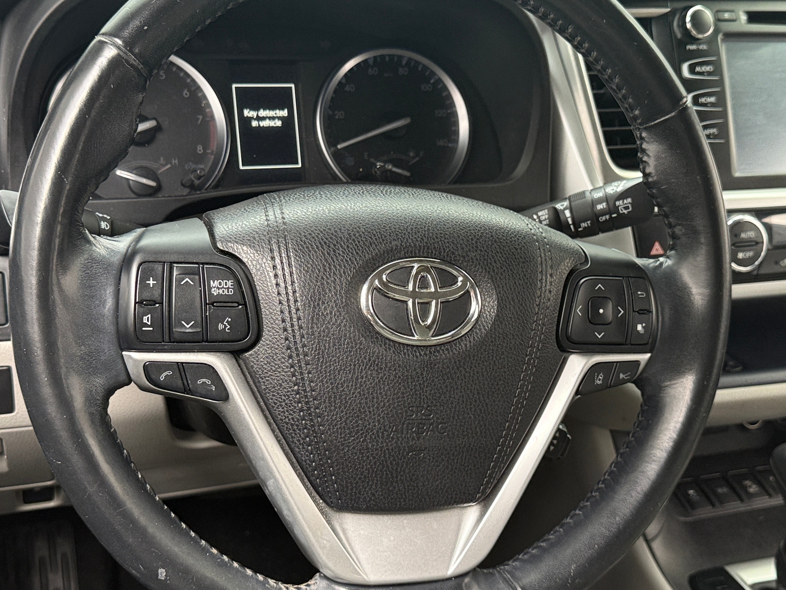 Thumbnail: 2017 Toyota Highlander - 4