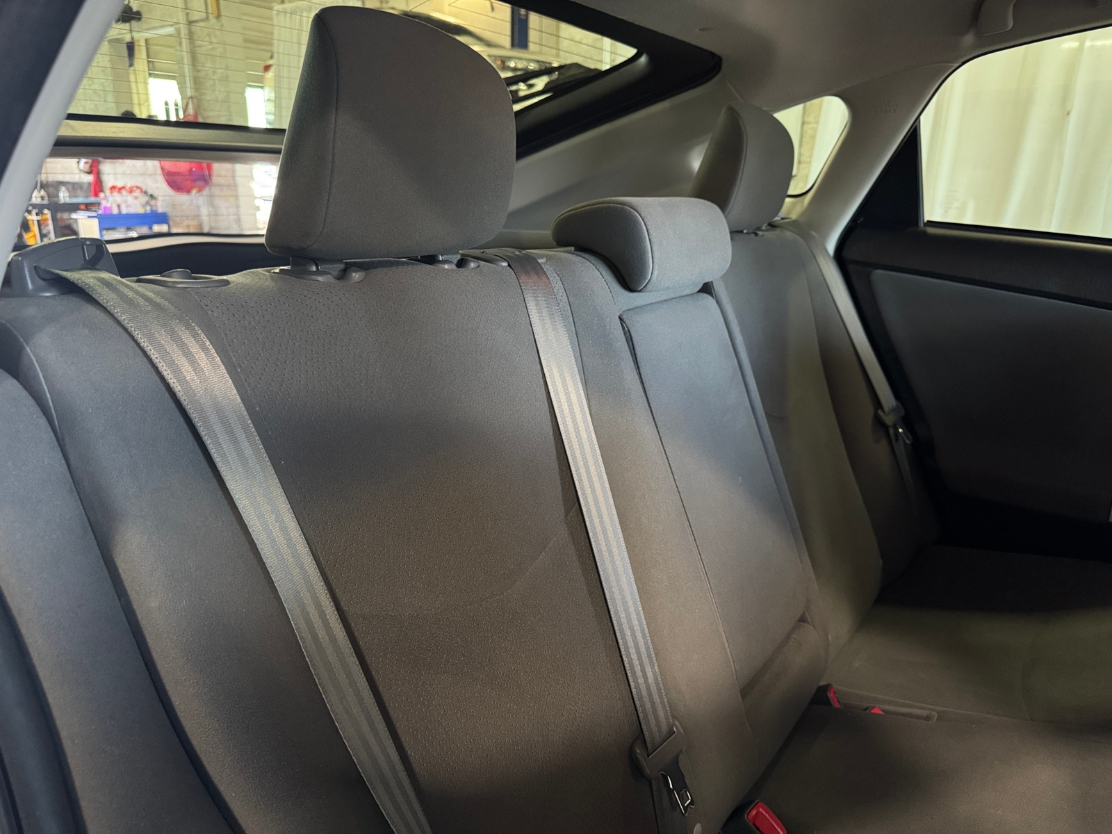 Thumbnail: 2012 Toyota Prius - 6