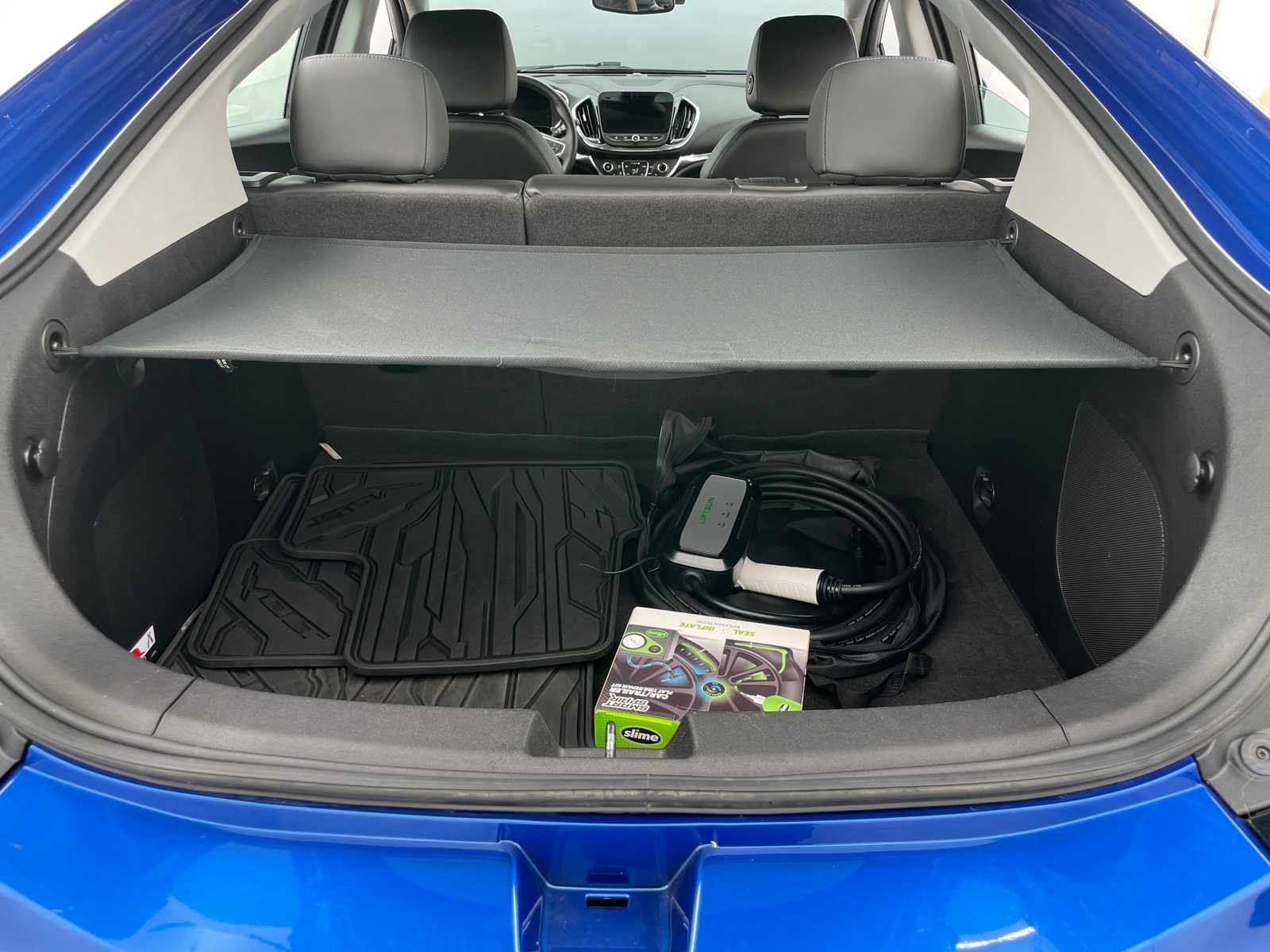 Thumbnail: 2017 Chevrolet Volt - 6