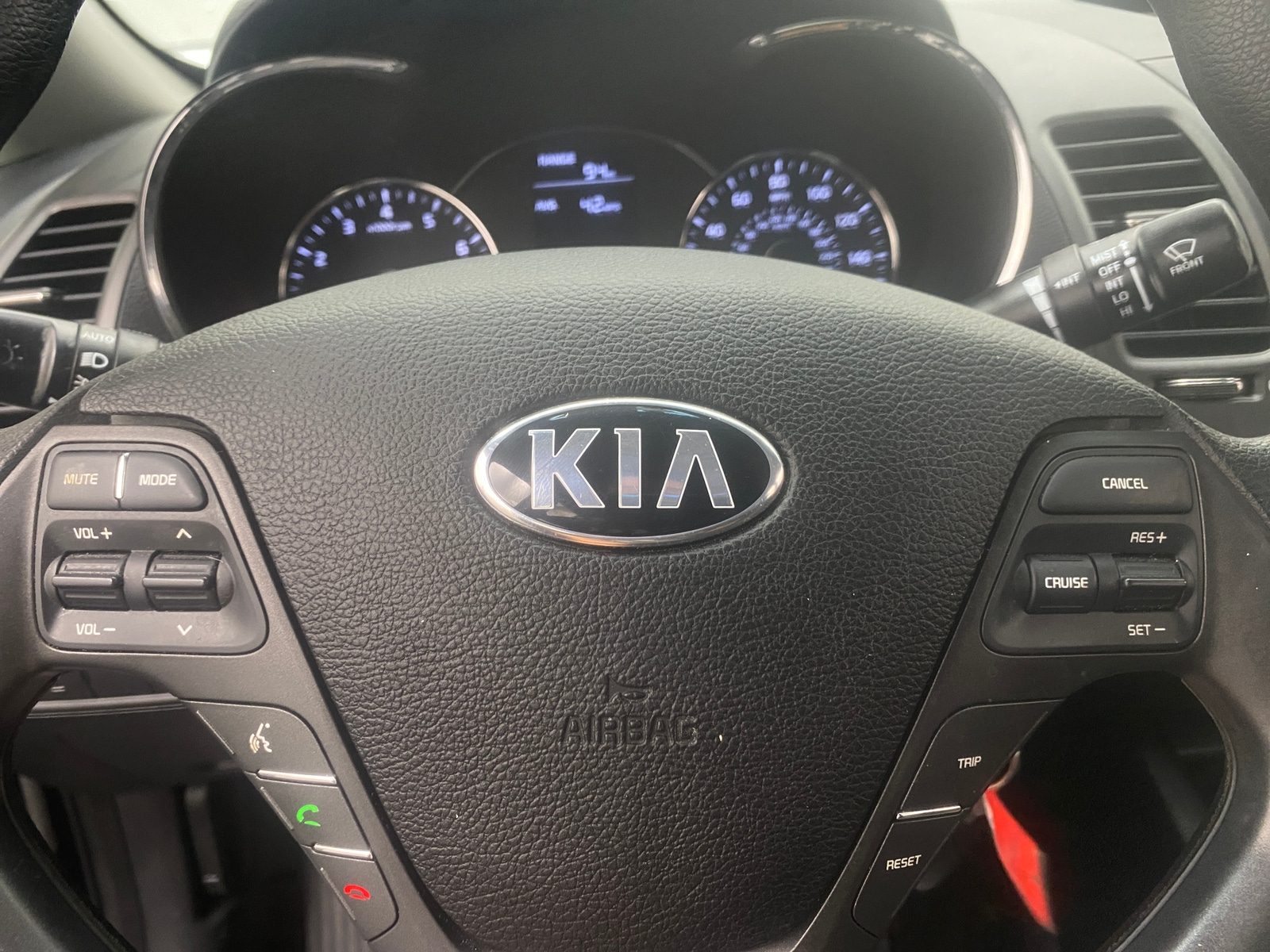 Thumbnail: 2015 Kia Forte - 5