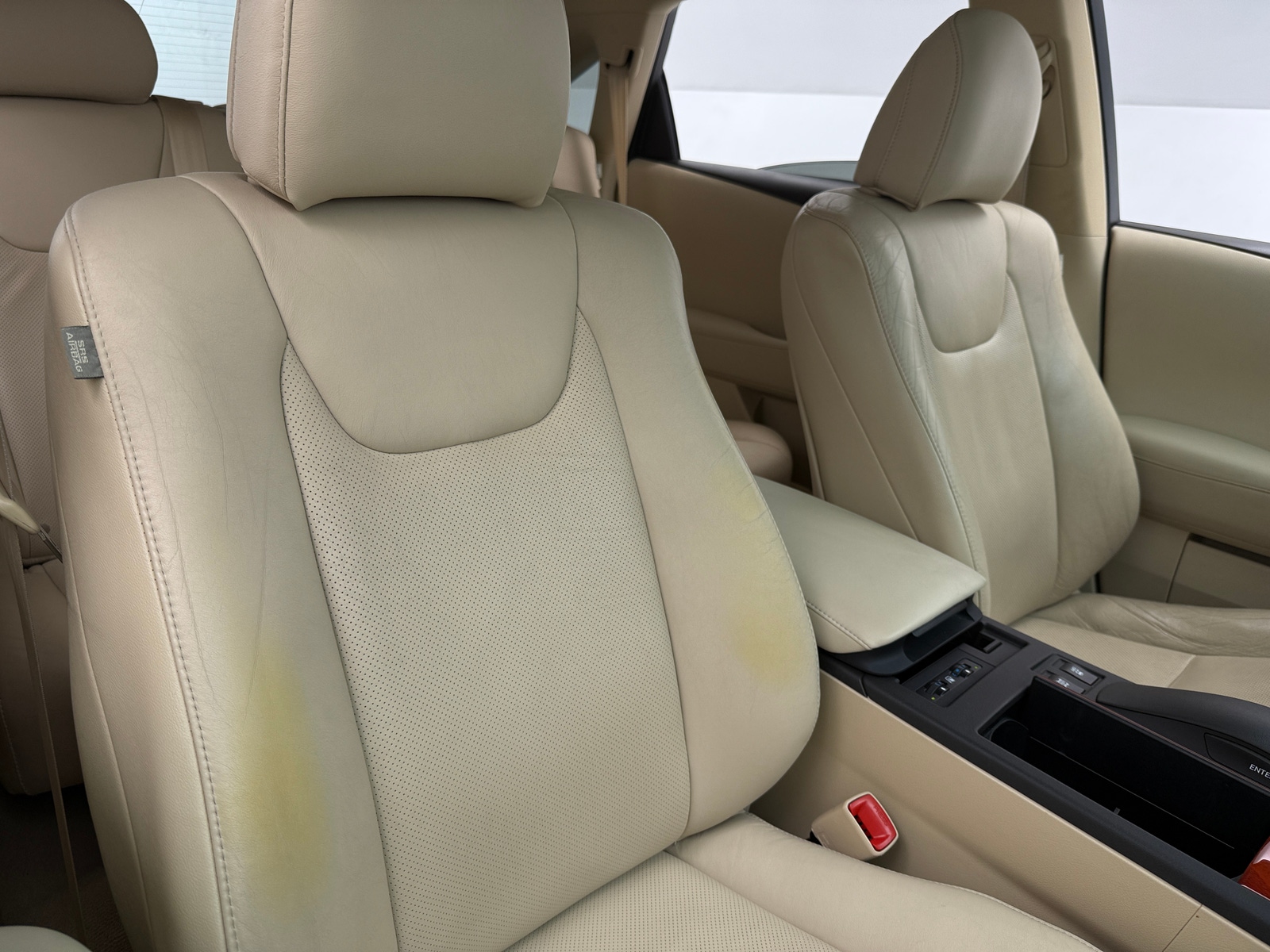 Thumbnail: 2011 Lexus RX - 2