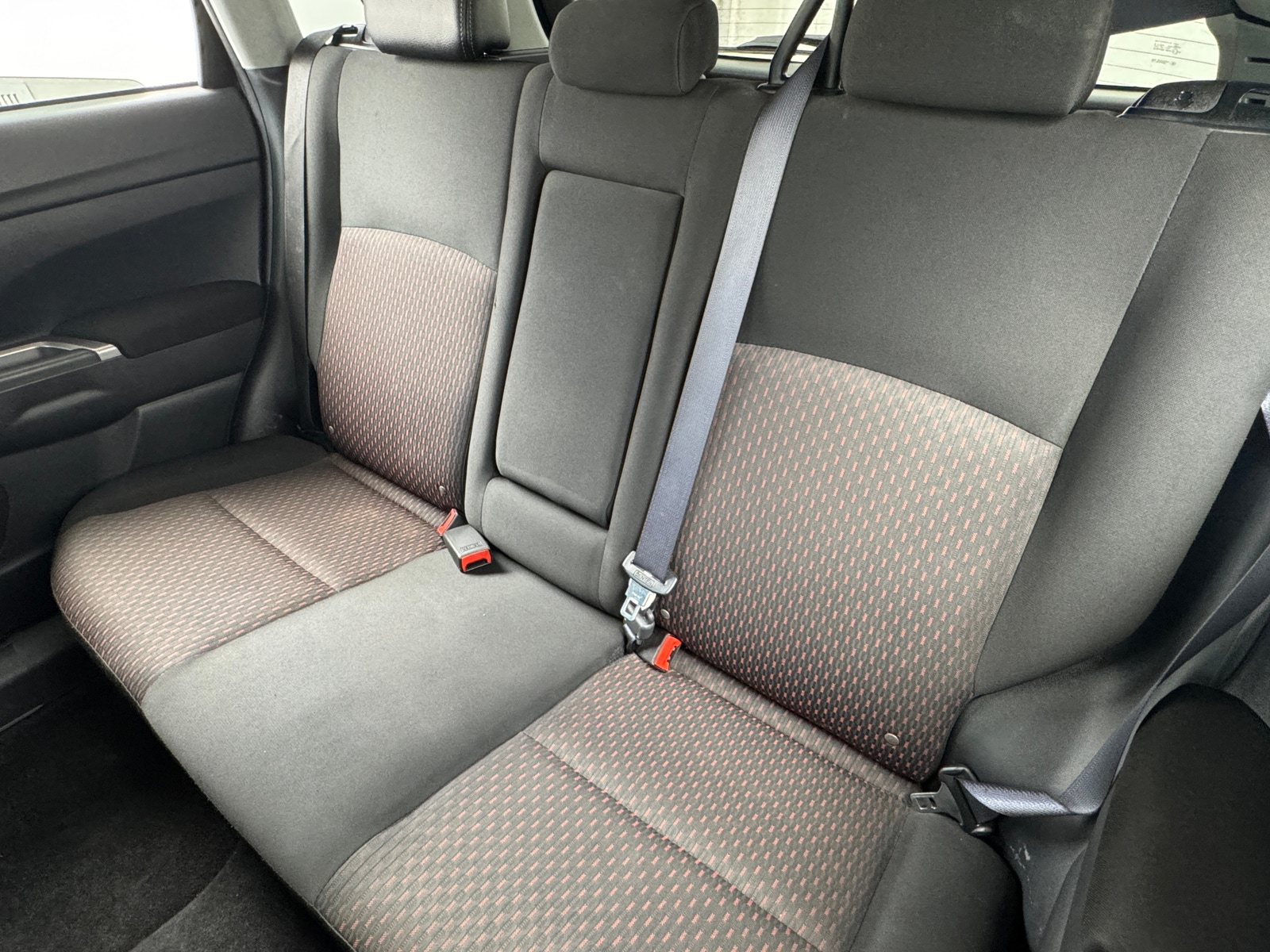 Thumbnail: 2019 Mitsubishi Outlander Sport - 6